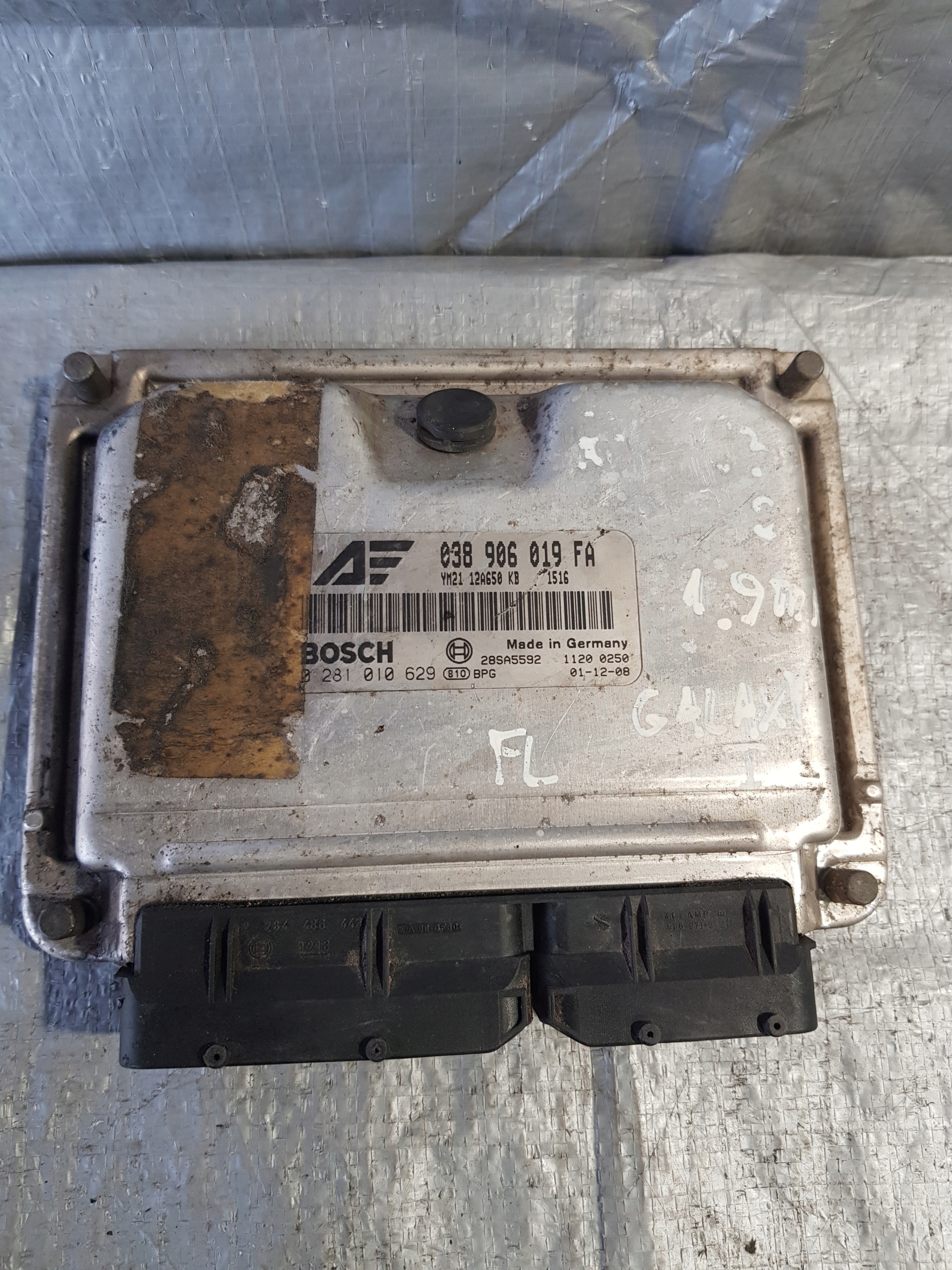 computer control unit of the engine FORD GALAXY LIFT 1.9D 038906019FA