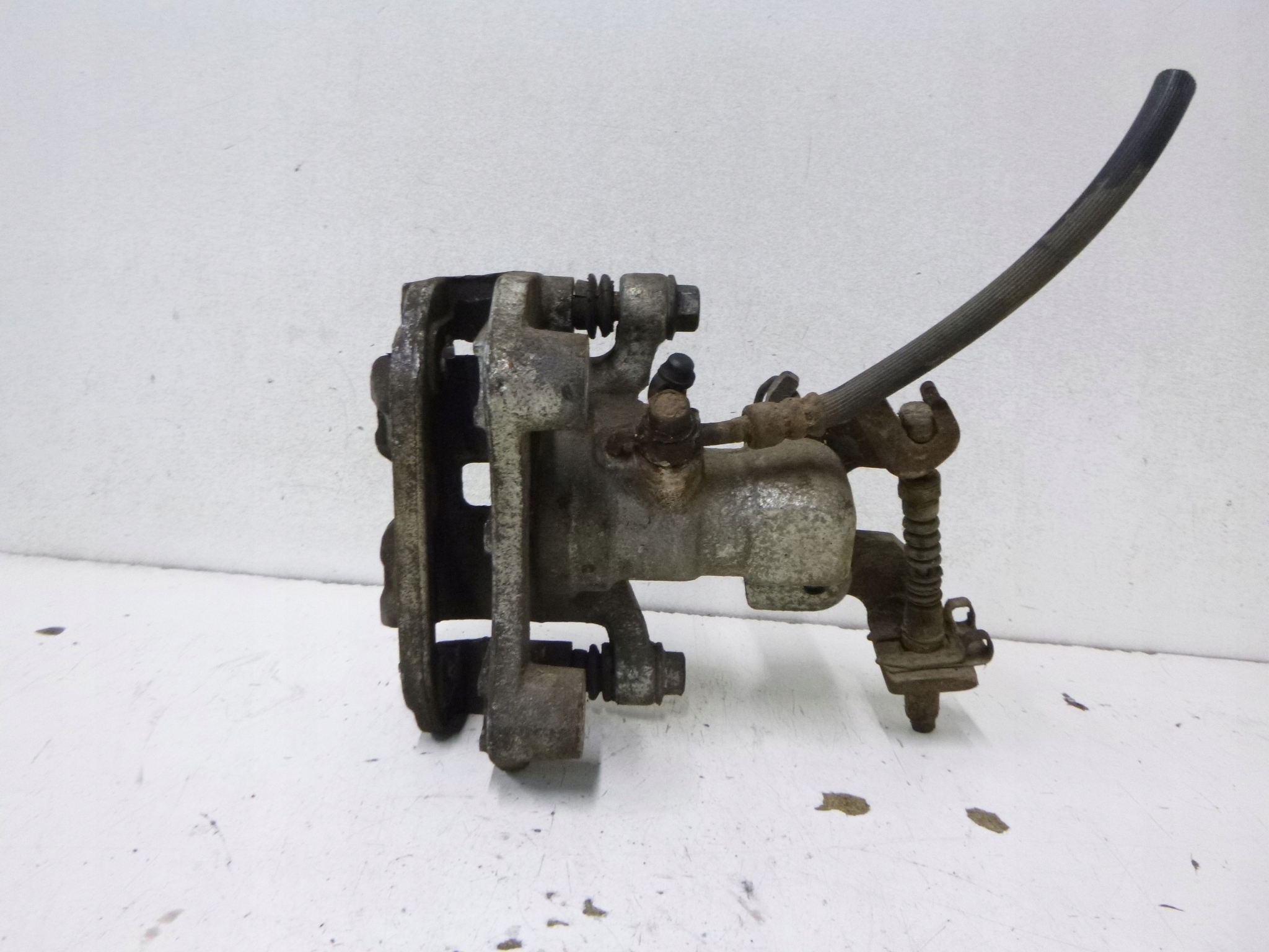 caliper brake rear part left Mazda 6 GG GY 2003r.