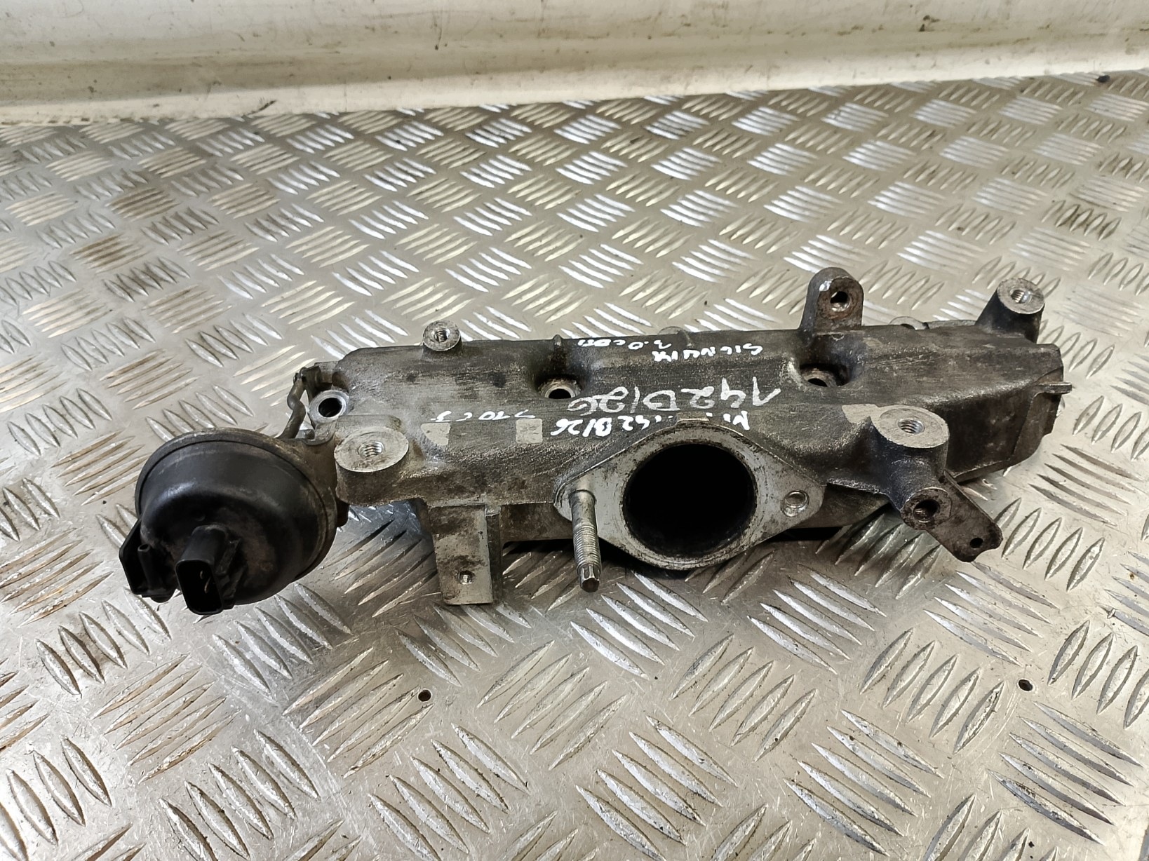 intake manifold OPEL SIGNUM 3.0 CDTI MU23