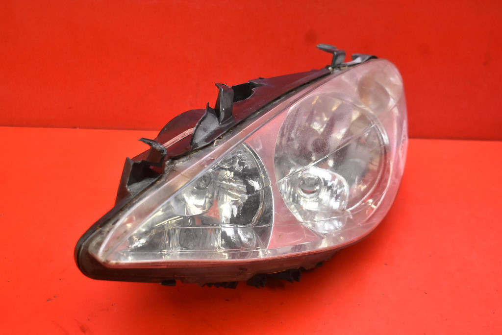 REFLEKTOR left light front EU 9634369180 PEUGEOT 307 1 and 01-05