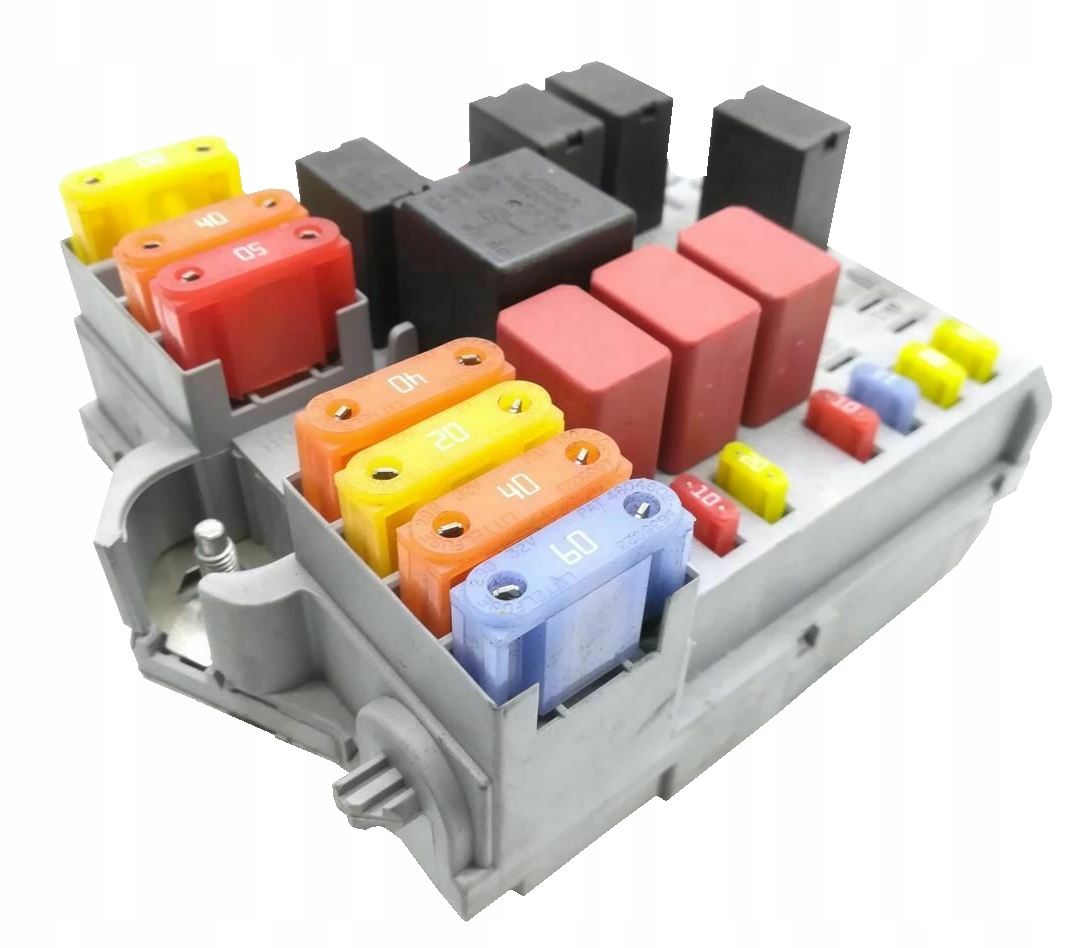 SKRZYNKA BEZPIECZNIKÓW ALFA ROMEO 159 1.8 50510969