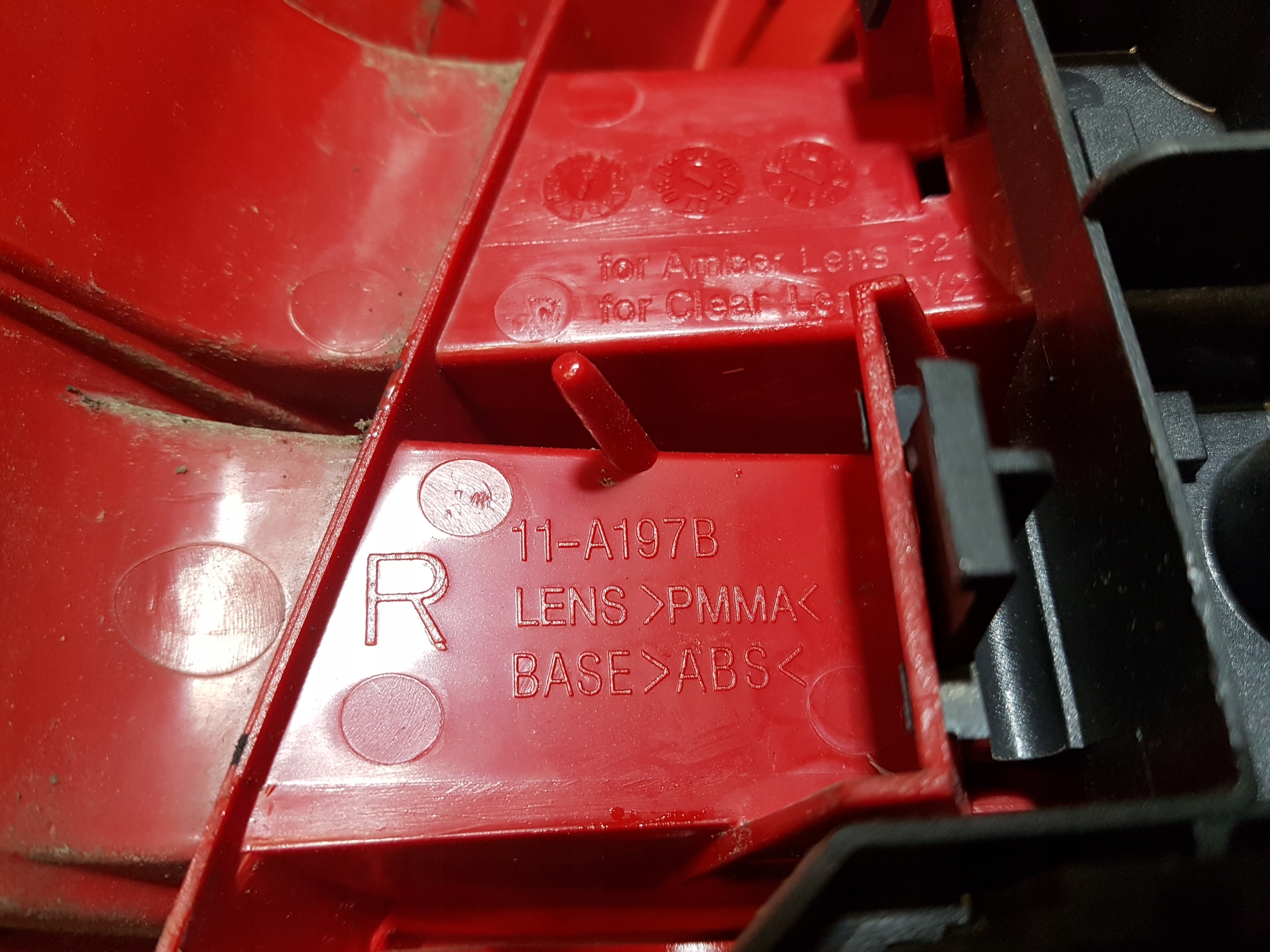 light right rear VOLKSWAGEN GOLF 4