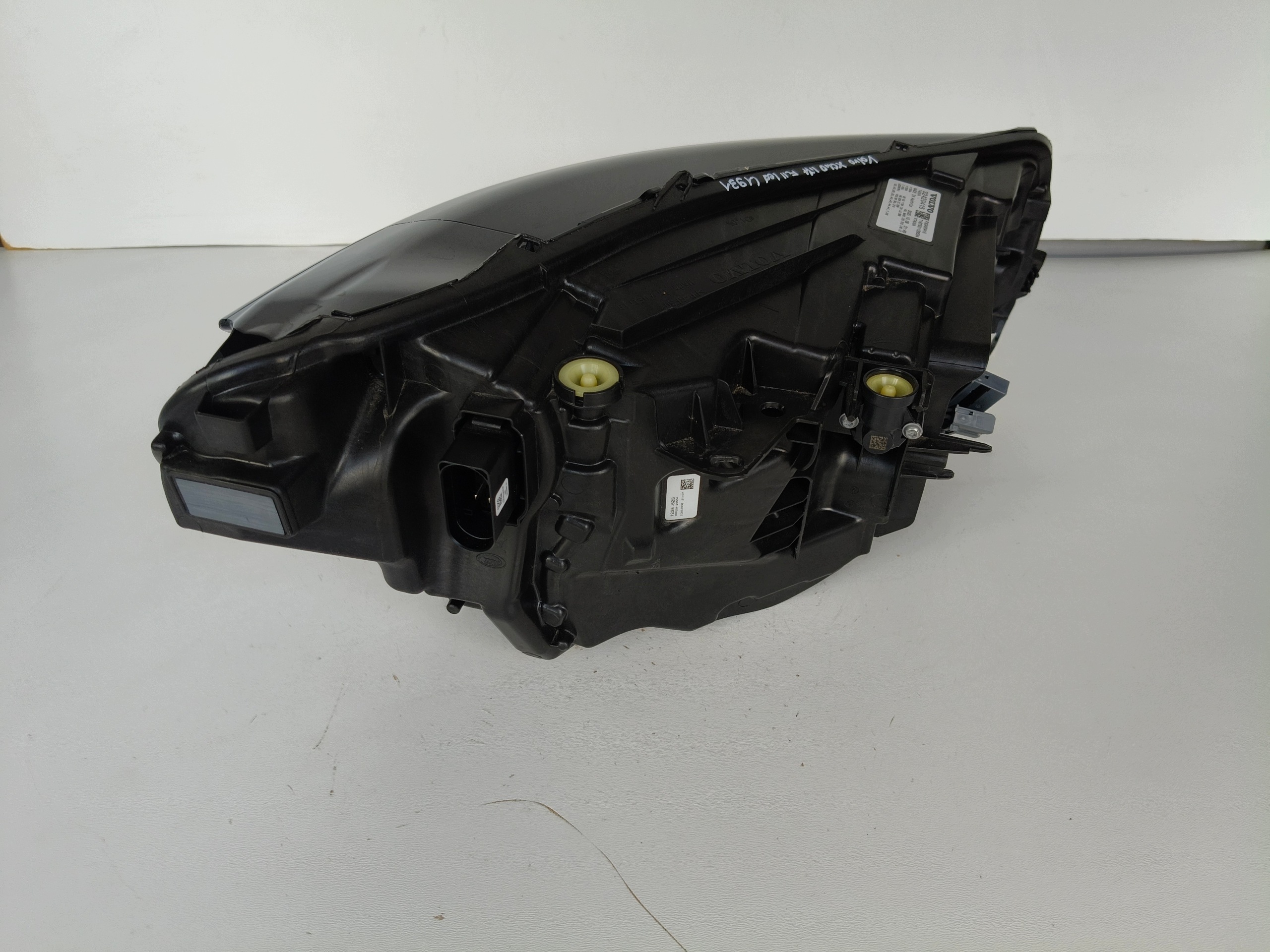 light left REFLEKTOR VOLVO XC40 22- LIFT C40 FULL LED