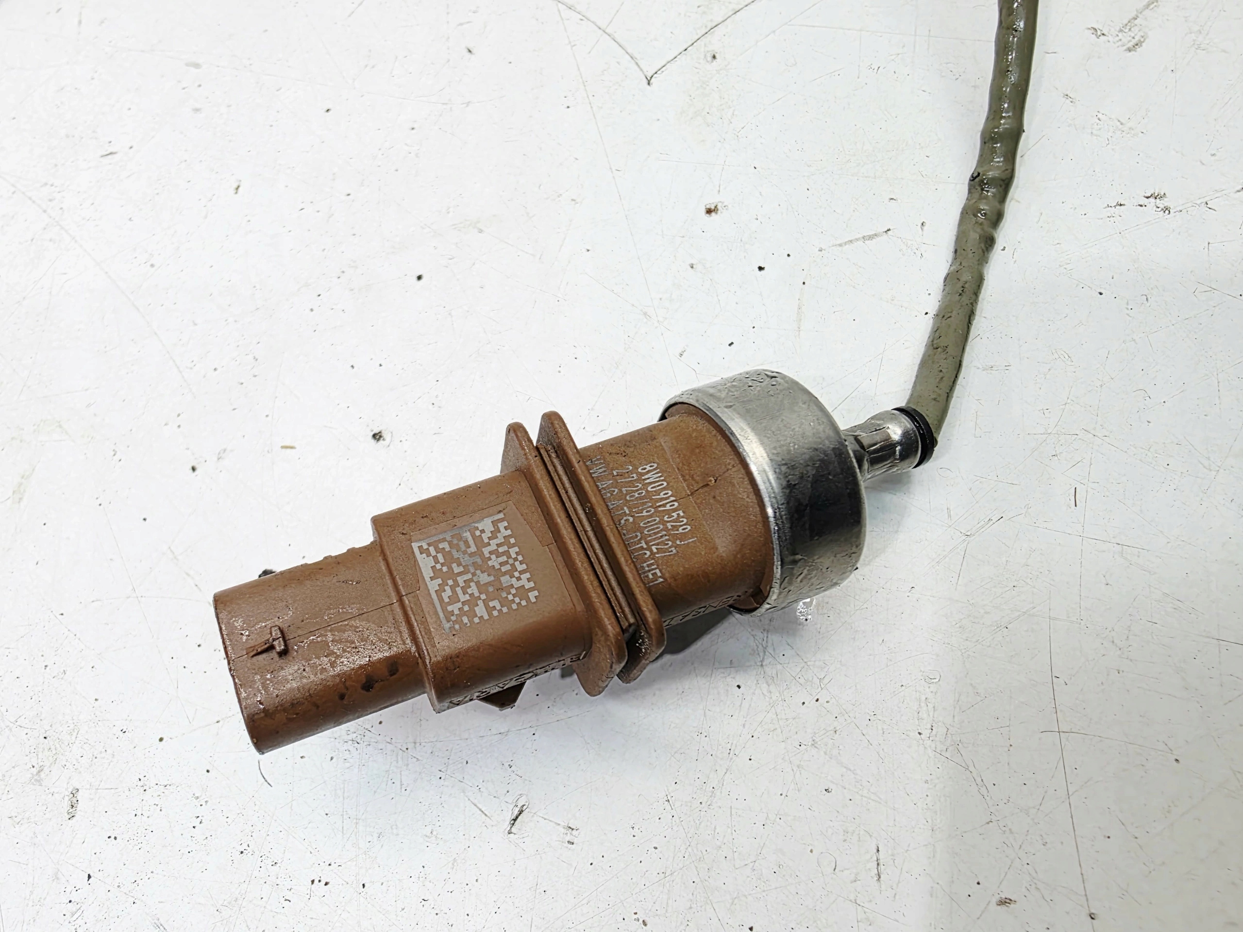 Sensor TEMPERATURY Gase SONDA AUDI A4 B9 A5 2.0 TFSI 8W0919529J