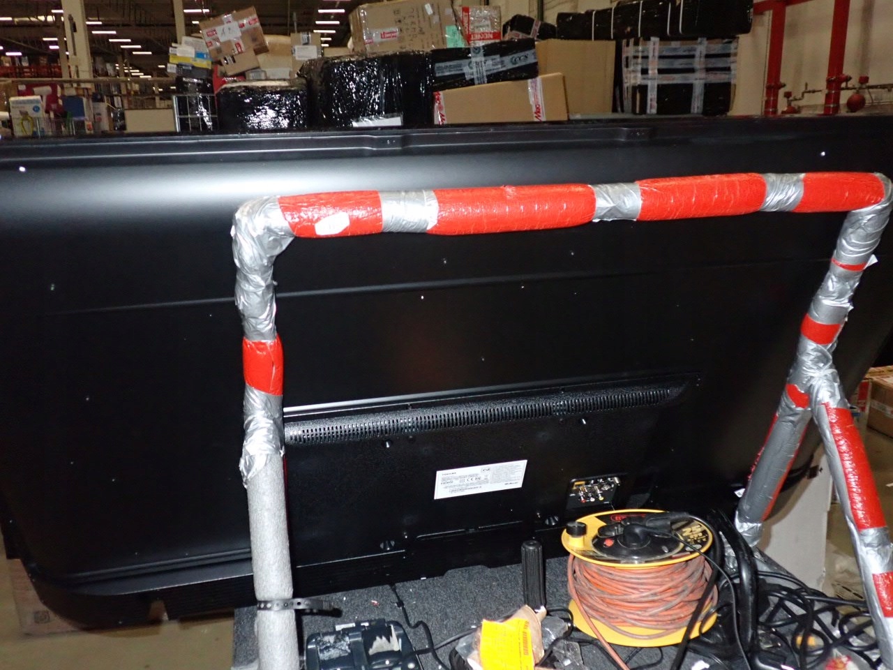 TOSHIBA 55LA2063DG UHD AndroidTV- uszkodzony Kolor czarny