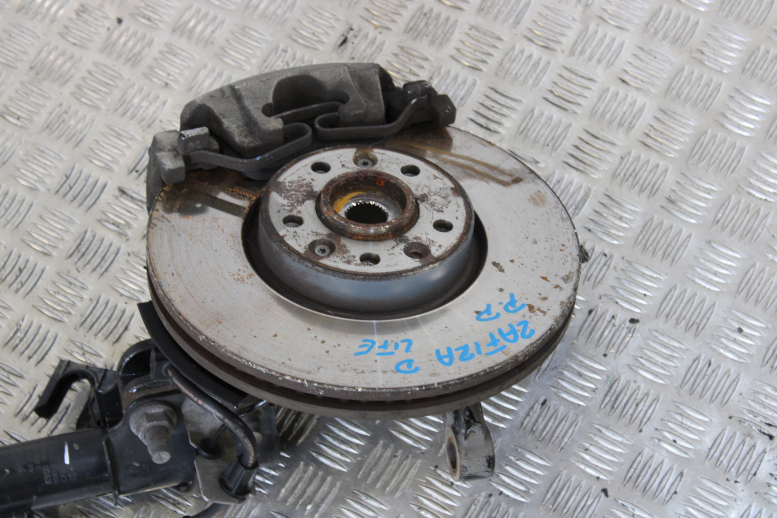 swing McPherson shock absorber right front OPEL ZAFIRA D LIFE