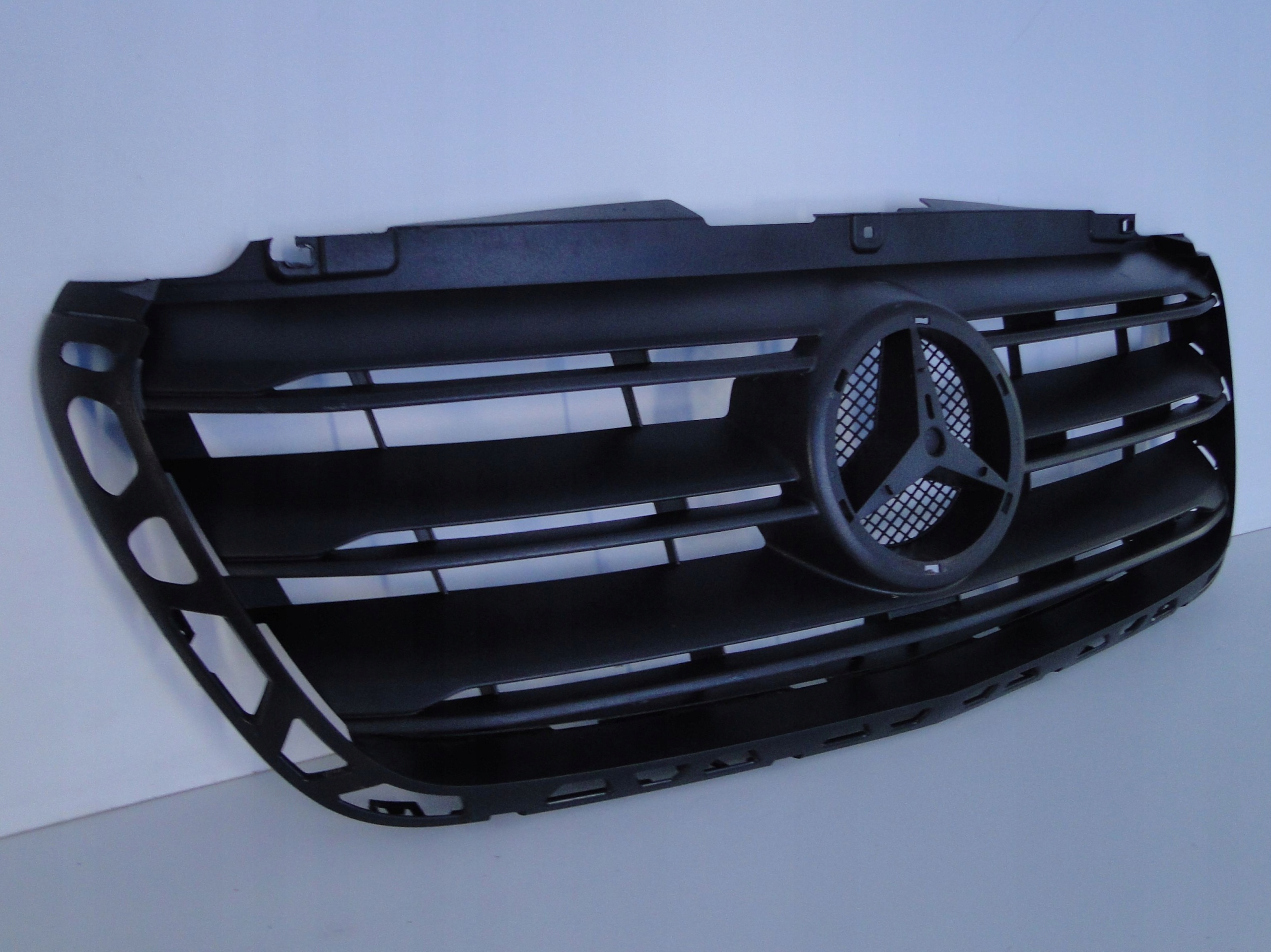 MERCEDES SPRINTER 910 GRILL ATRAPA A9108852800 Typ samochodu Samochody dostawcze Samochody osobowe