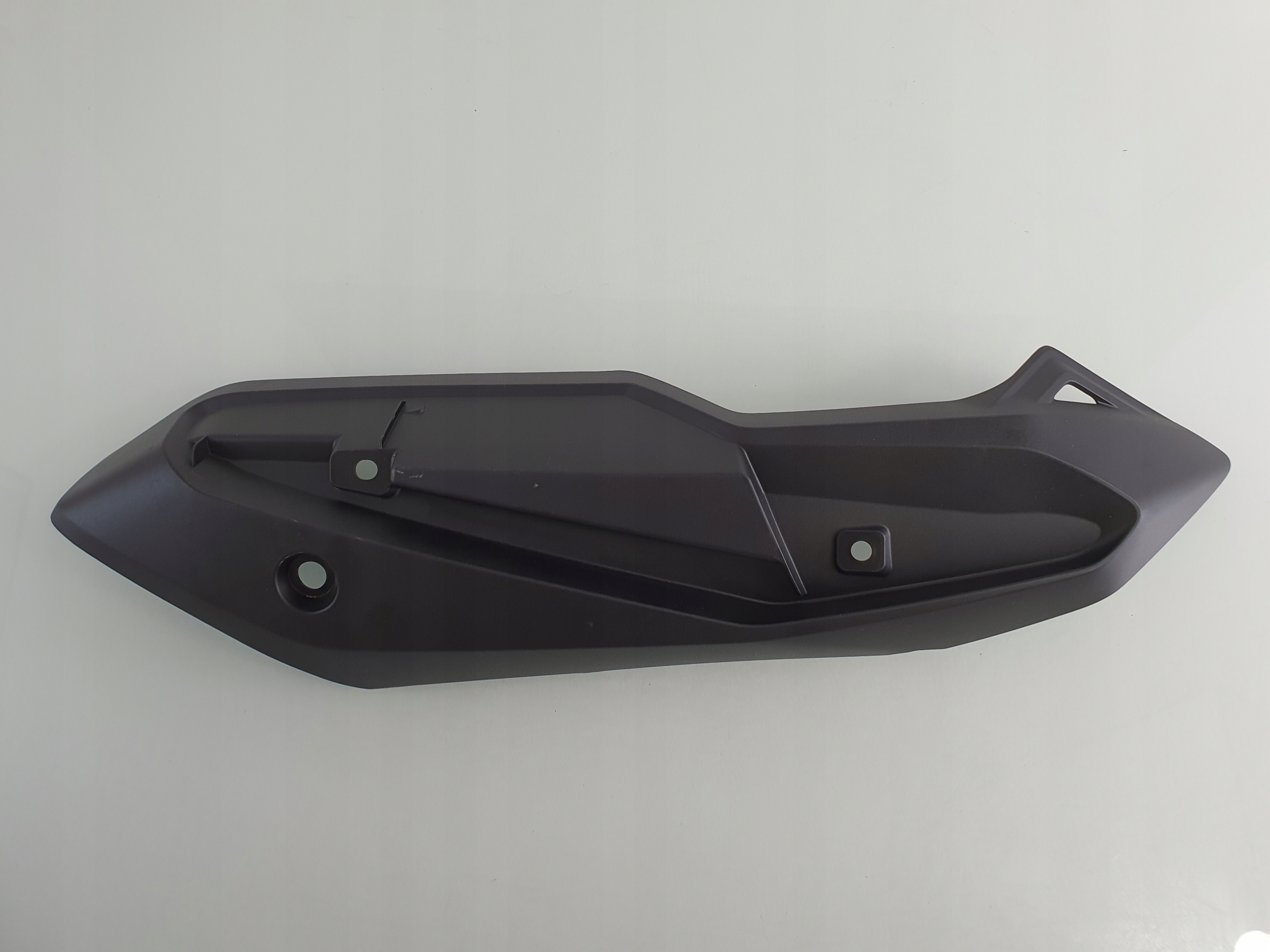 18318-K1B-T000 - F552 HONDA FORZA NSS 125 250 300 крышка глушителя