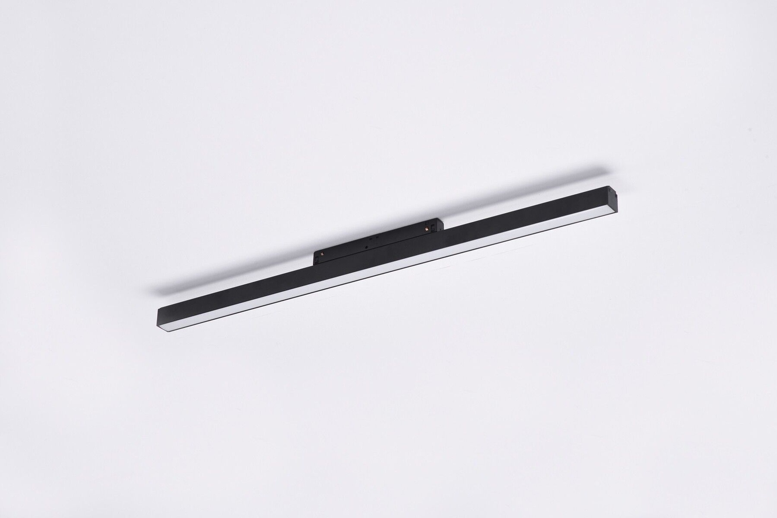 Magnetická koľajnicová lampa 24W Azzardo Saga AZ4609 čierna