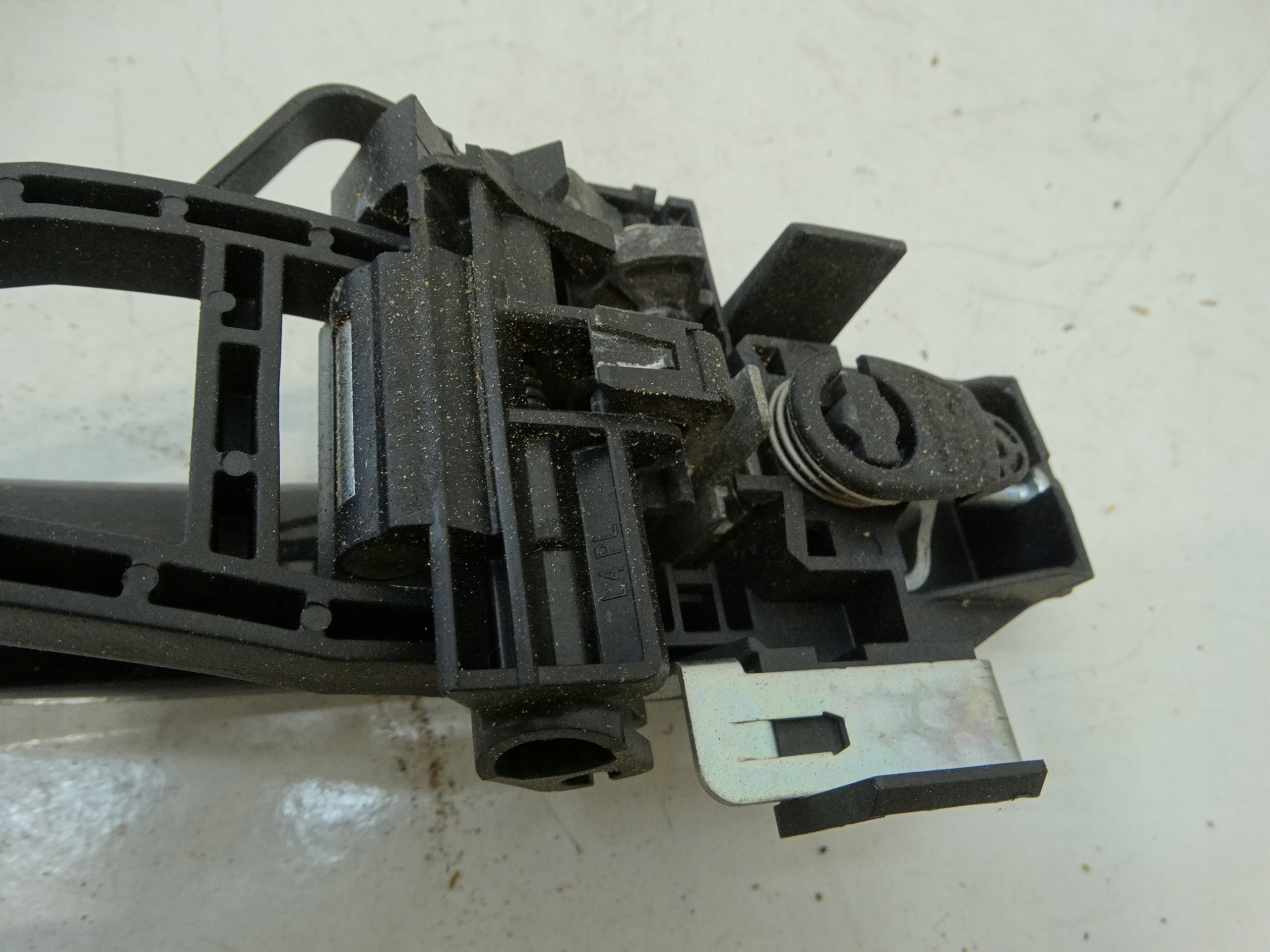 handle exterior left front FORD FOCUS MK3 10-18R.