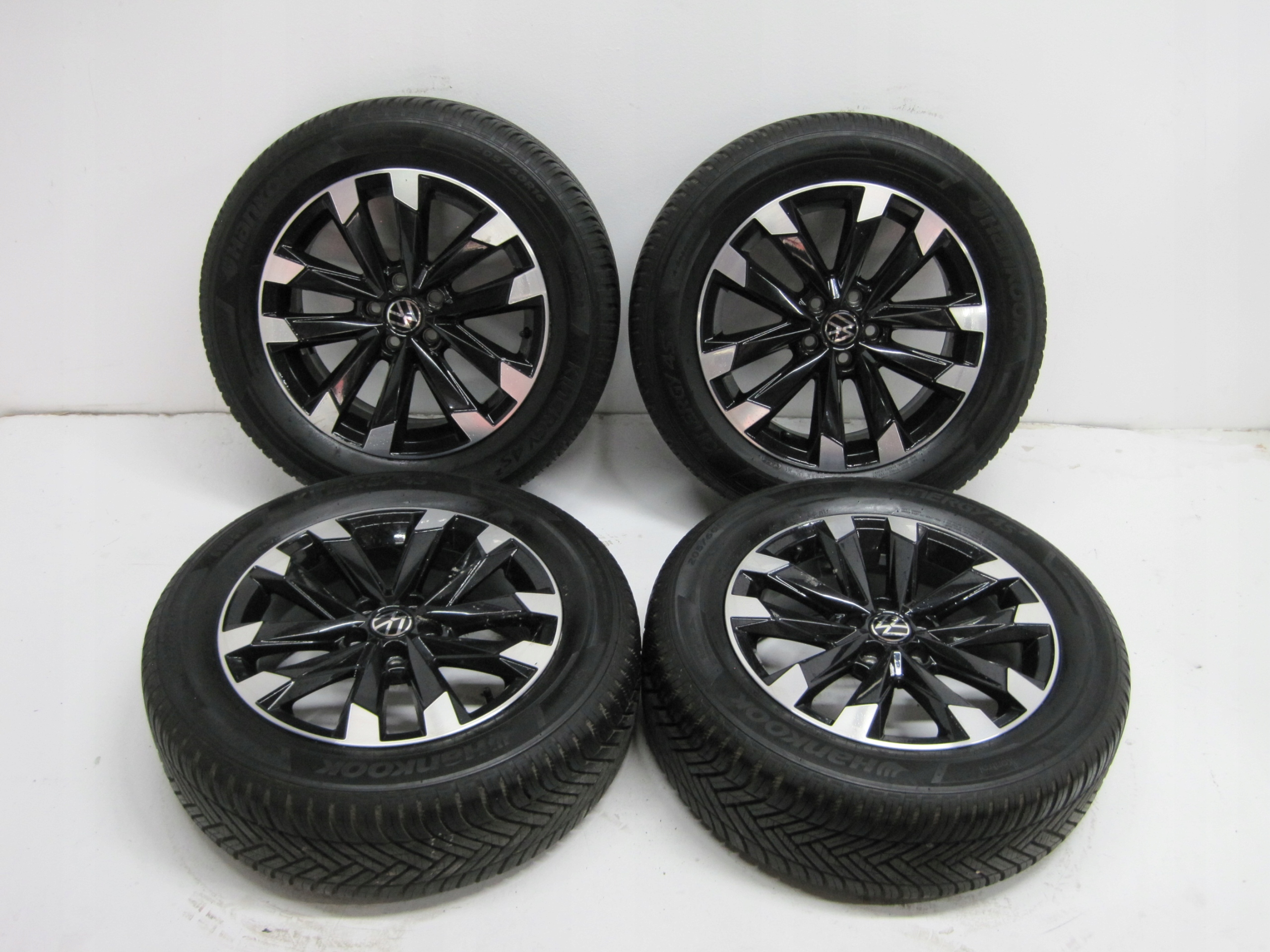 wheels discs tyres VW T-CROSS 2GM R16 M+S