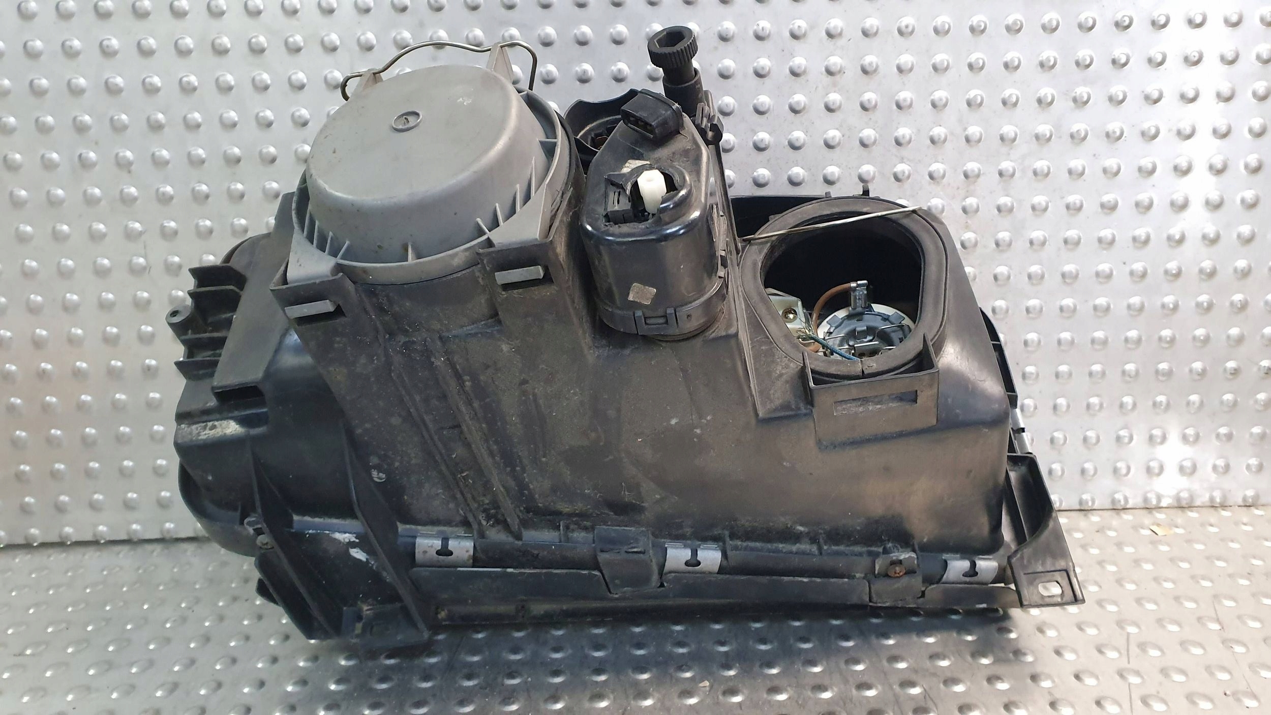 světlo předek levá AUDI 200 C3 83