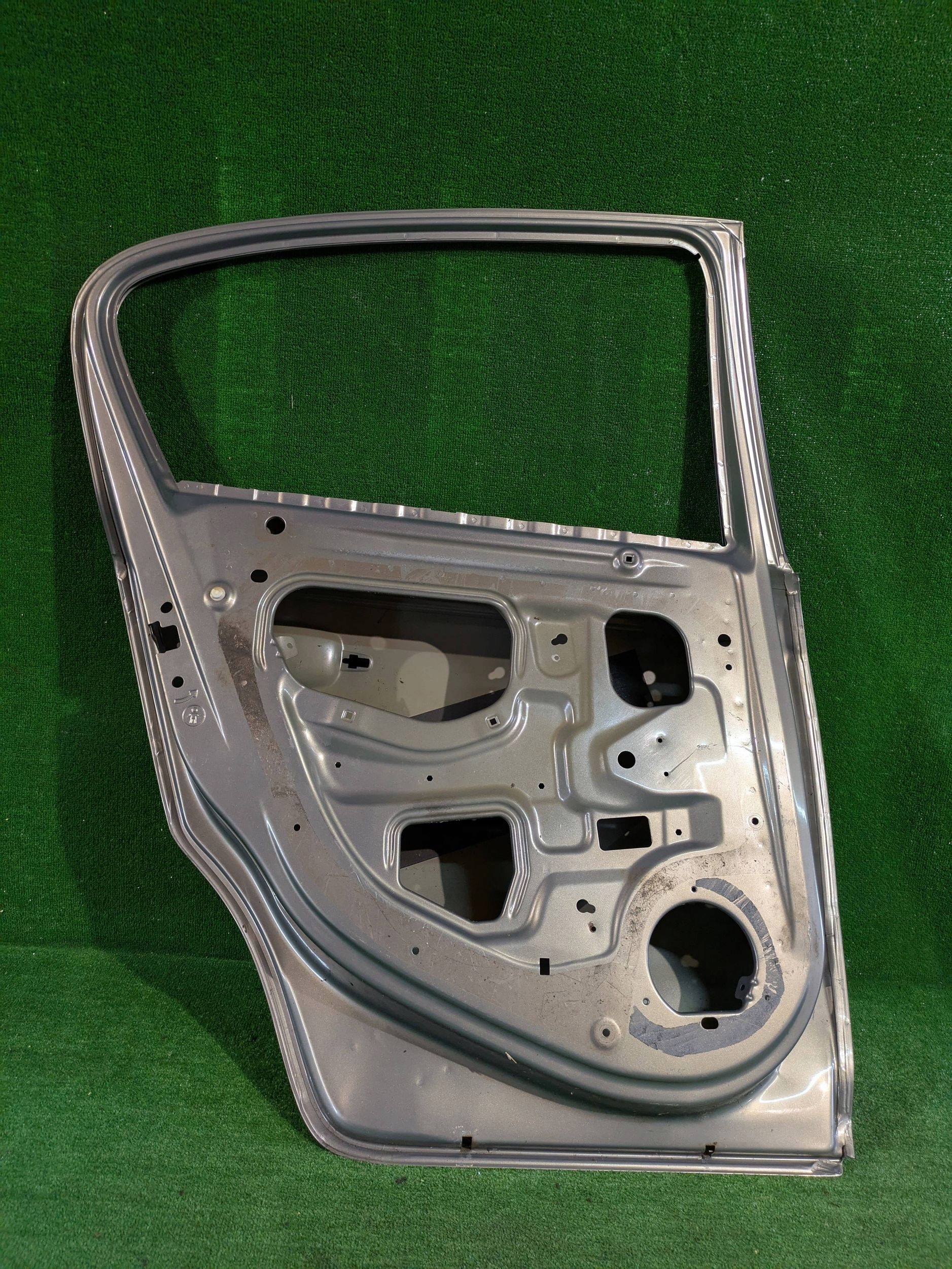 ajtó hátsó bal bal far OPEL CORSA D NR.3055
