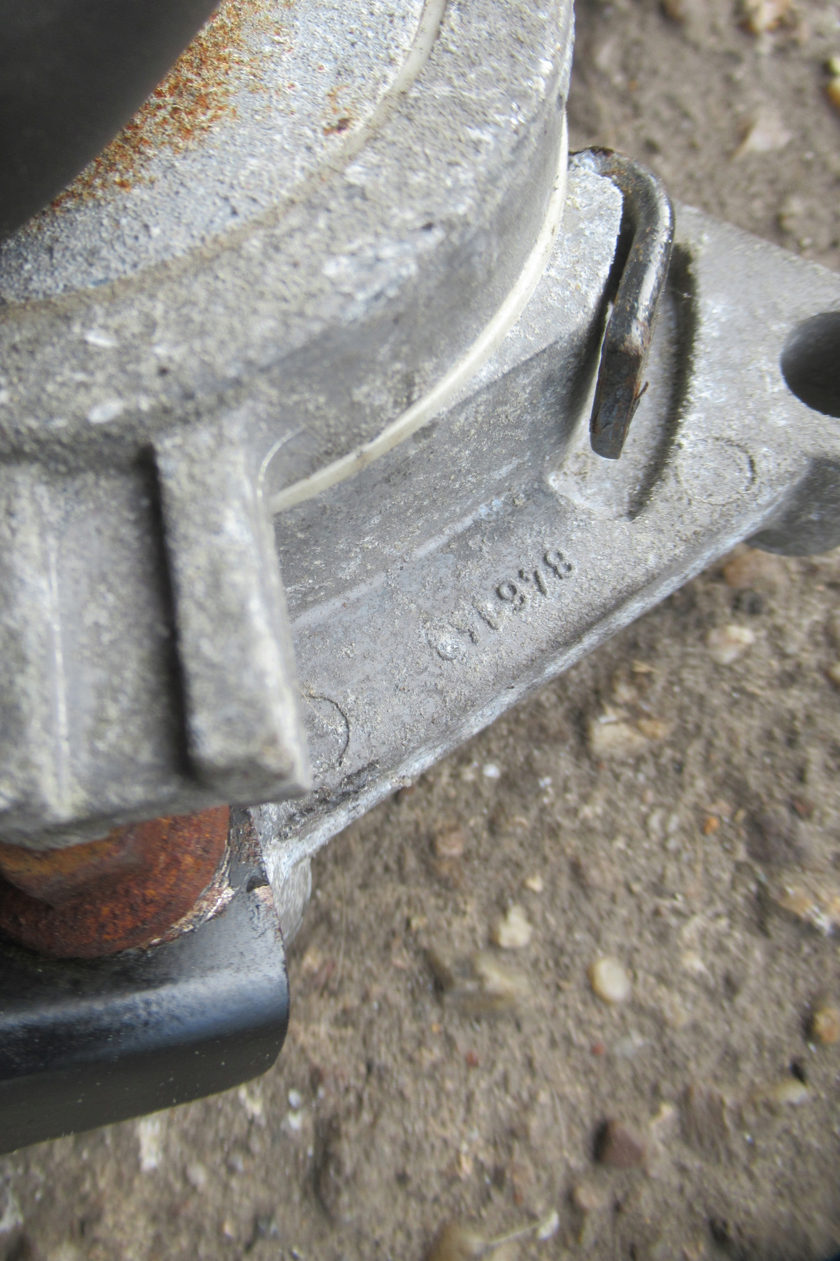 FORD FIESTA MK7 1.5 TDCI Riemenspanner Spannelement rolle