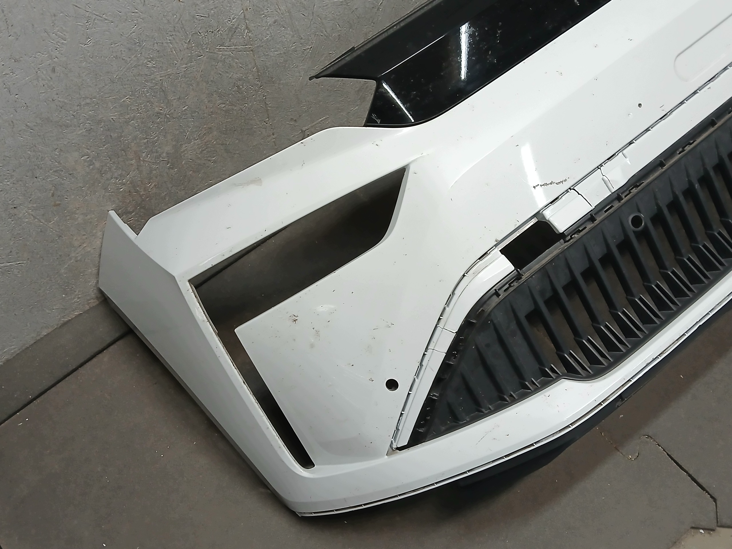 bumper front SKODA ENYAQ LIFT 5LA