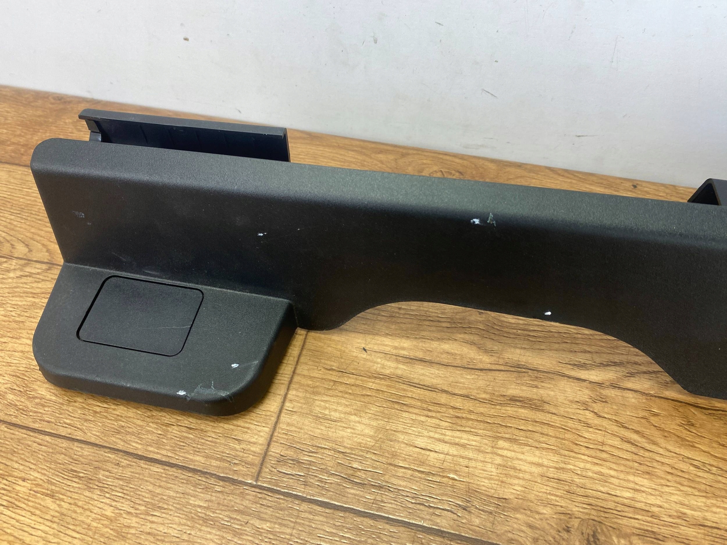 Blende Abdeckung szyny SITZ vorne links Ford Escape IV 2020+
