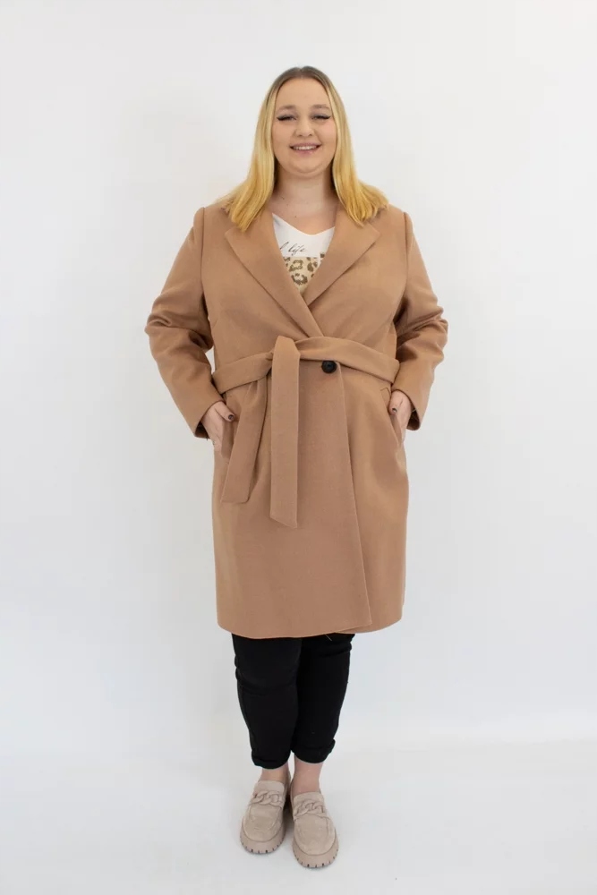 Karamelový dlouhý zimní dámský dvouřadý kabát 2XL