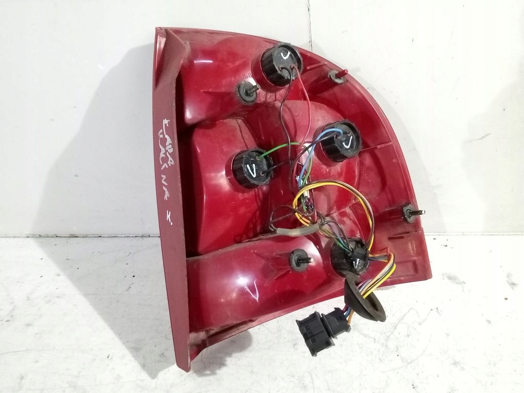 Lada Kalina sedan light left rear part rear