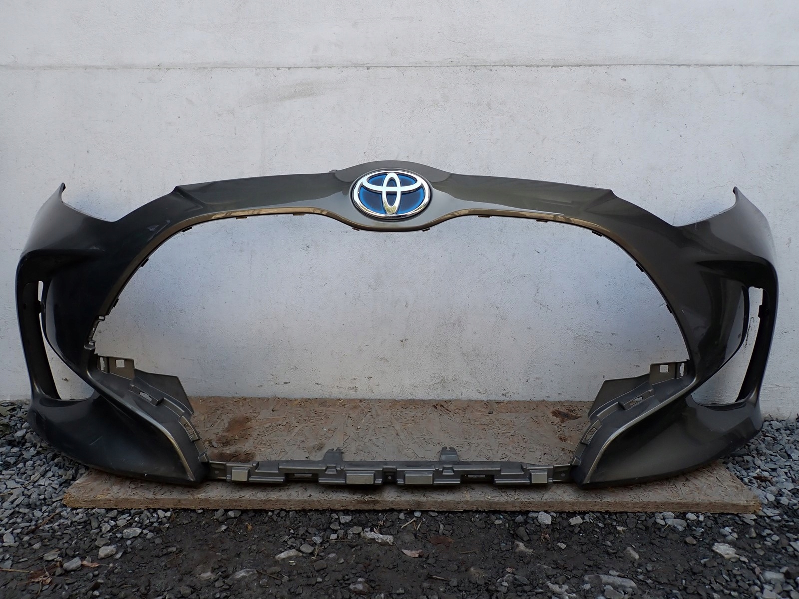 bumper front front TOYOTA YARIS 4 IV P21 2020