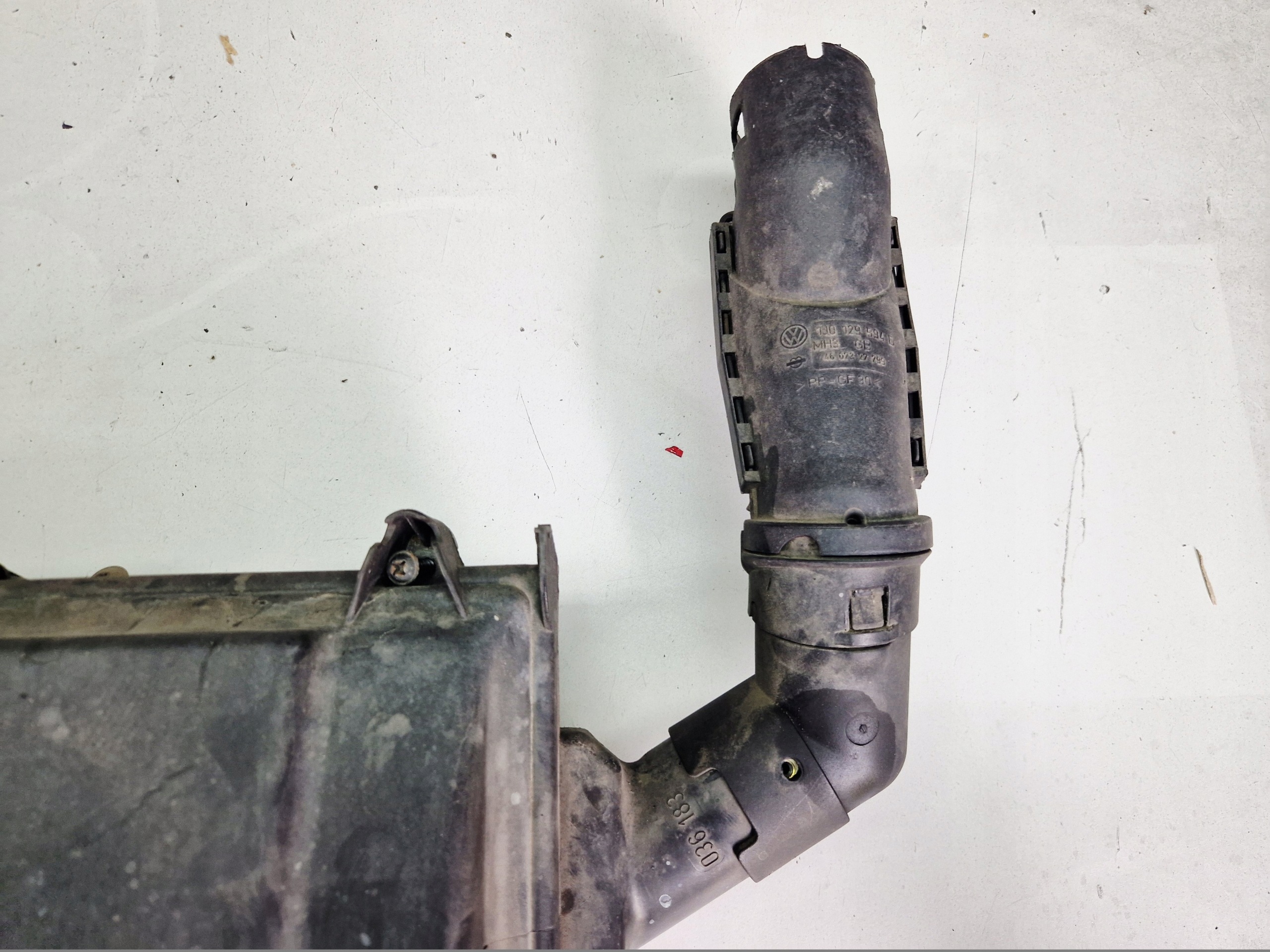 Gehäuse filter luft rohr DOLOT VW GOLF 4 IV 1.4 Benzin 036129611AM