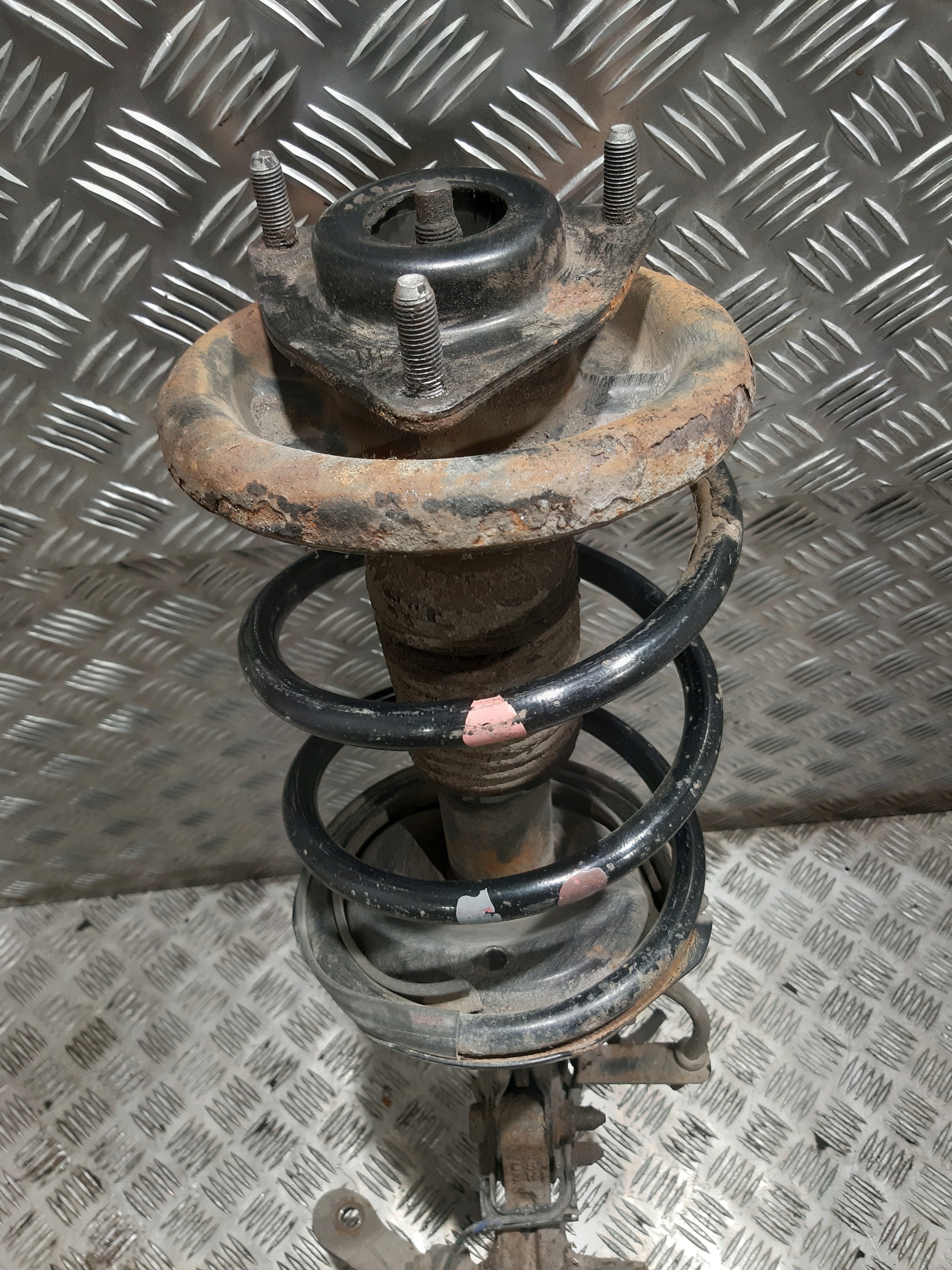 mcpherson swing shock absorber right front MITSUBISHI LANCER VIII 2.0 DID