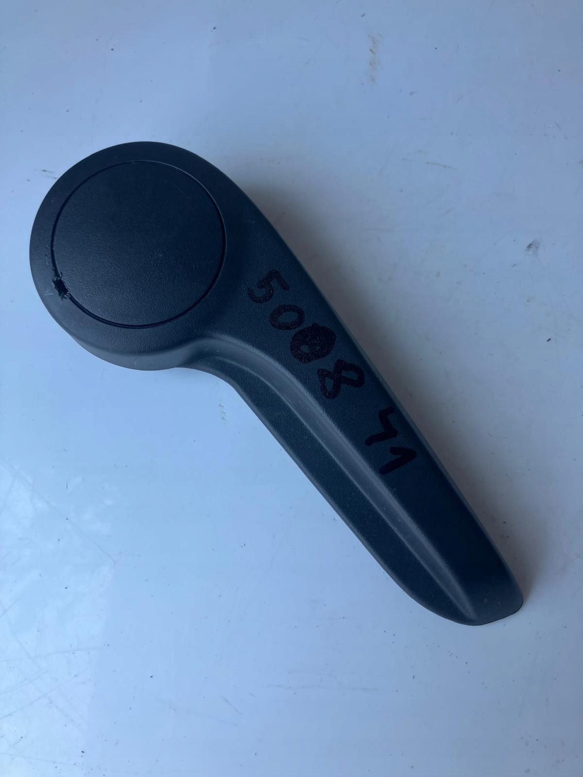 handle REGULACJA seat right front PEUGEOT 5008 and