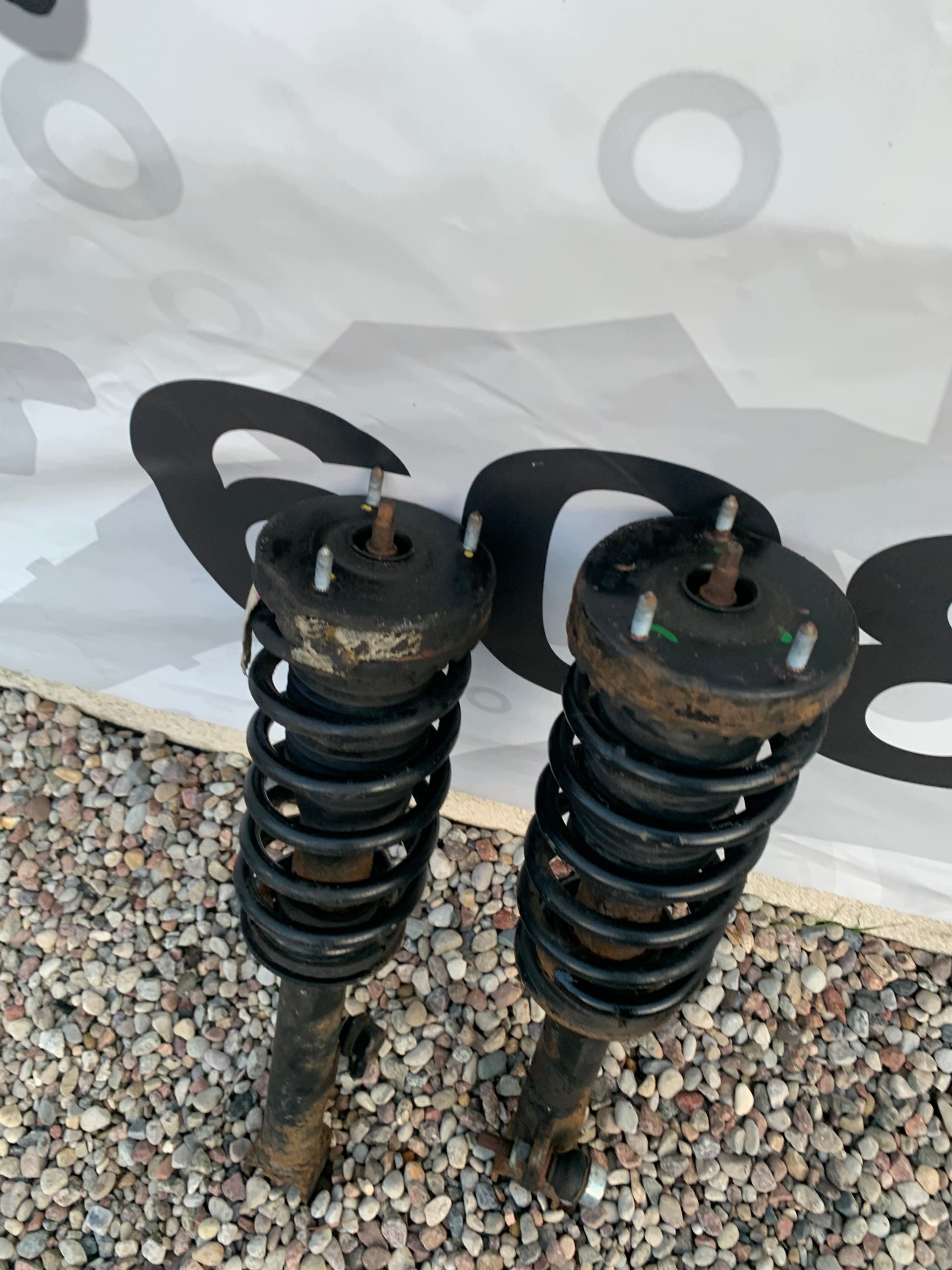 CHRYSLER 300C 04-10 shock absorber front left 3.0 CRD 04895627AC