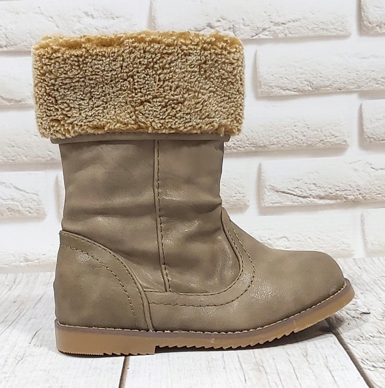 OCIEPLANE FUTERKIEM BOTKI DZIECIĘCE SUWAK 22 Bohater / Bajka brak