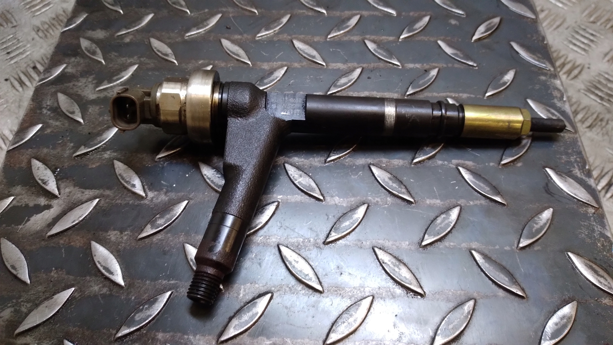 nozzle injector OPEL ASTRA H 897813-8612
