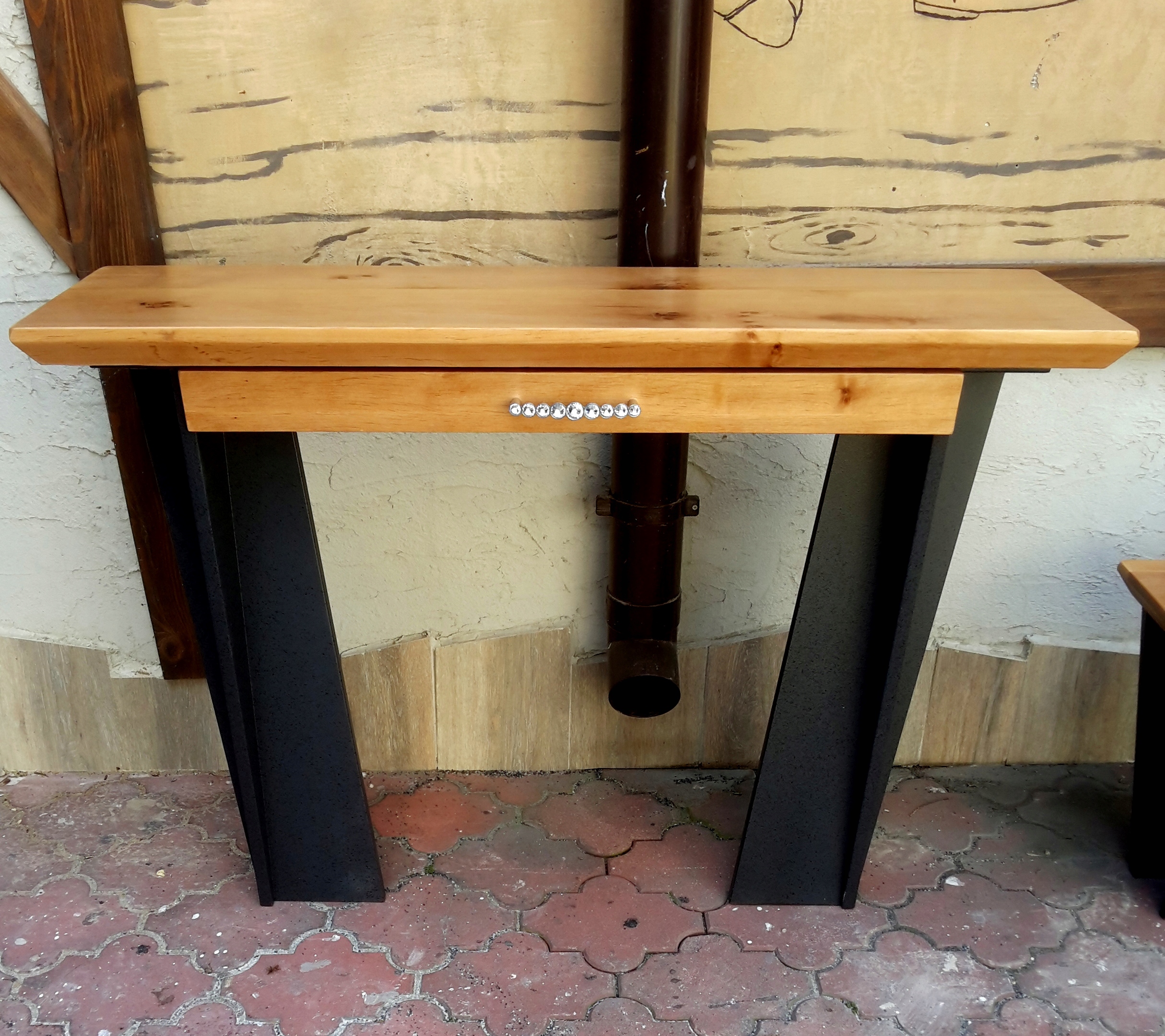 Konsola olcha Marka inna