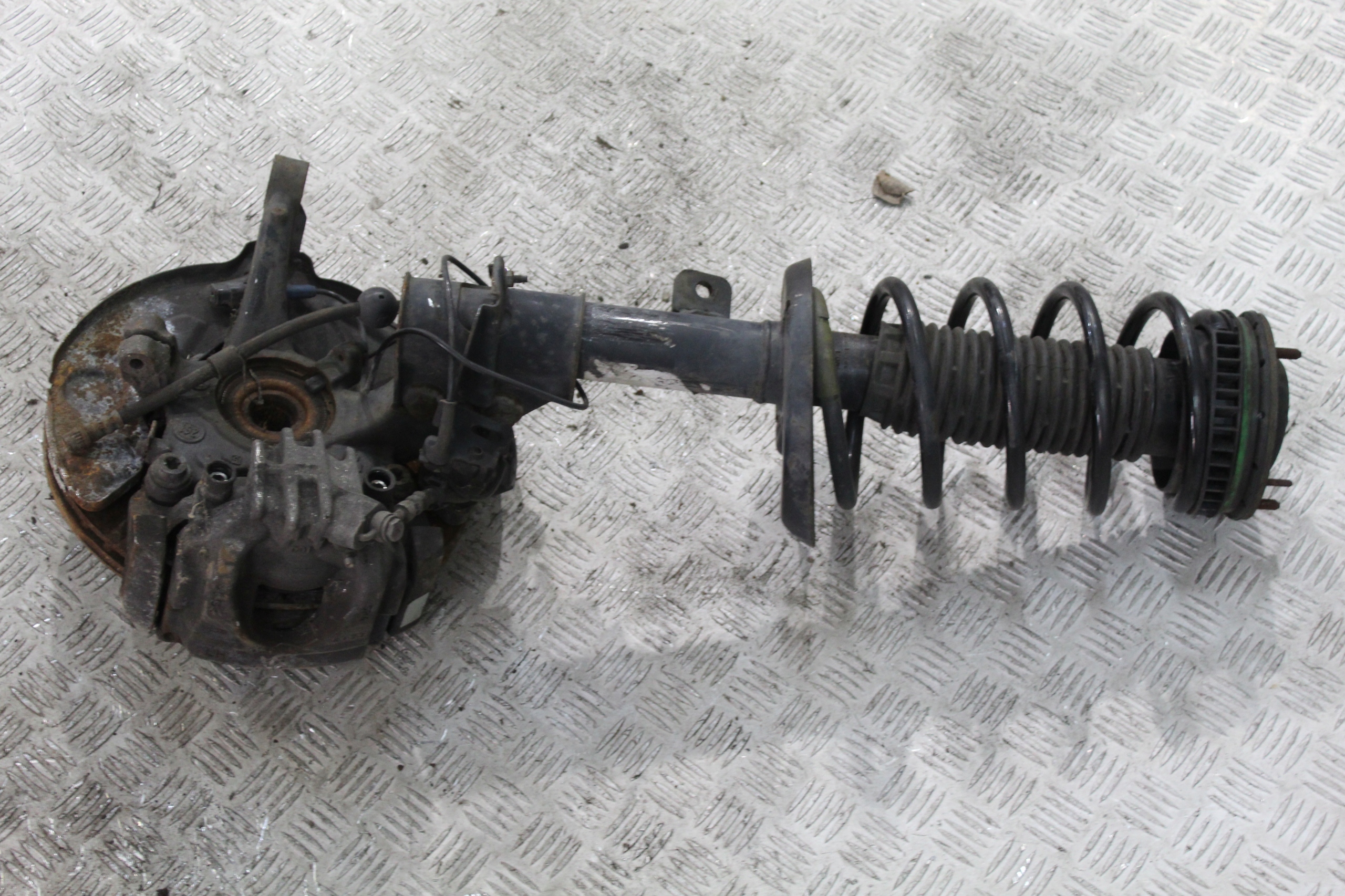 swing left front shock absorber PEUGEOT 508 and