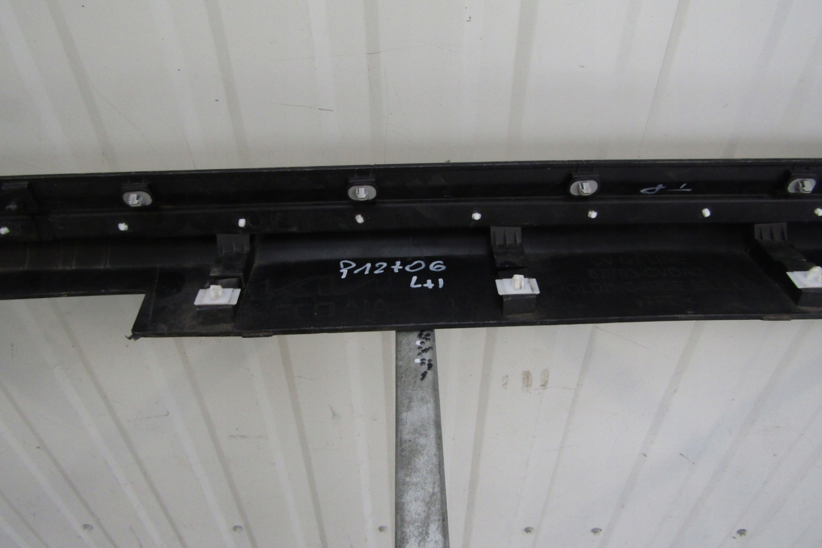 молдинг порога левый kia EV6 GT 21- 87753-CVDA0