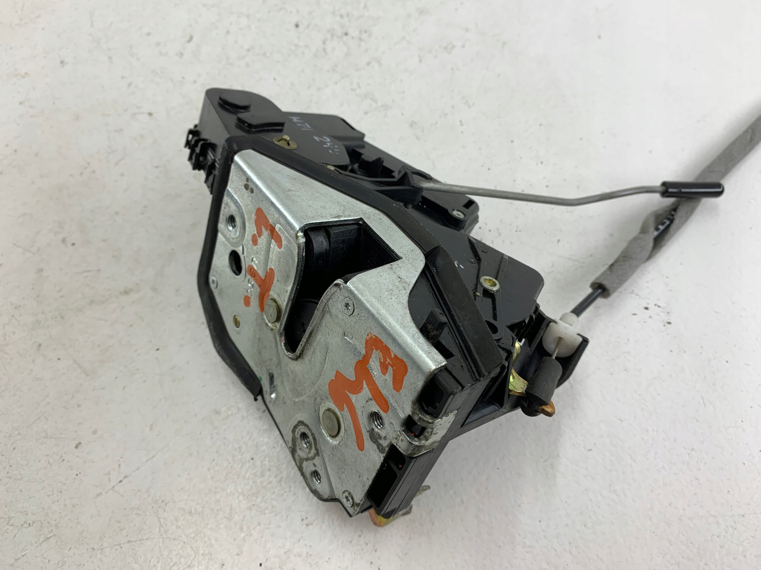 BMW E46 Schloß Tür links heck HTL245