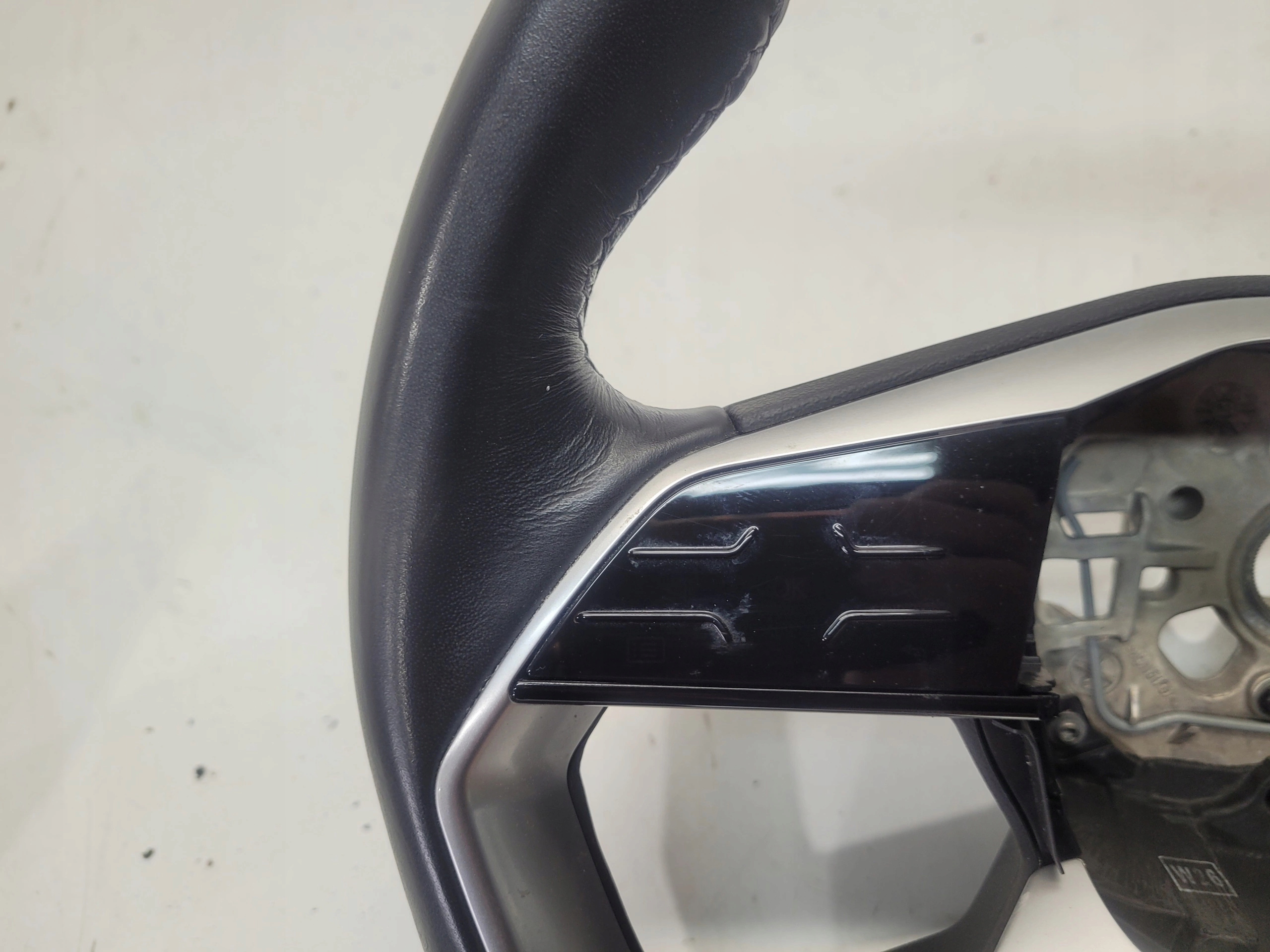 steering wheel, leather MULTIFUNKCJA DOTYKOWA AUDI Q4 E-TRON 89A419091E
