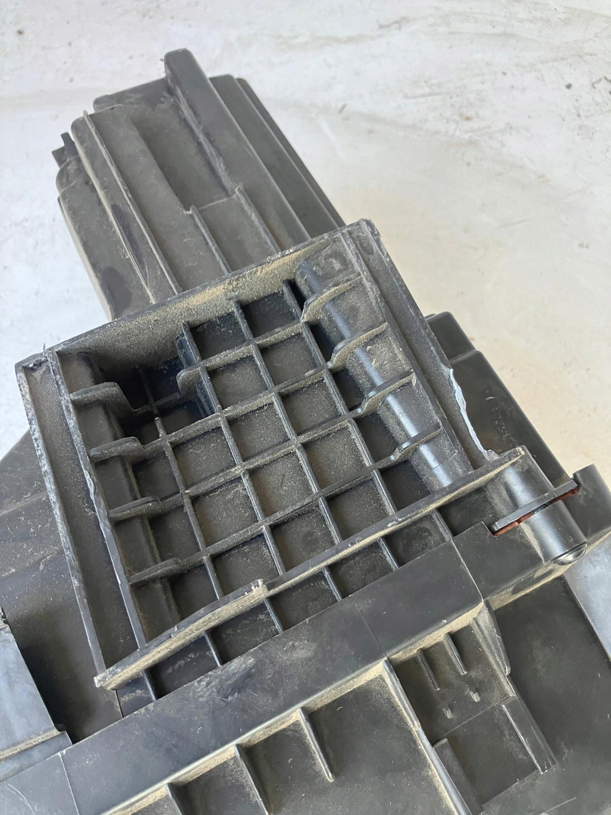 Gehäuse filter luft PEUGEOT 508 2.2 HDI 9673047380