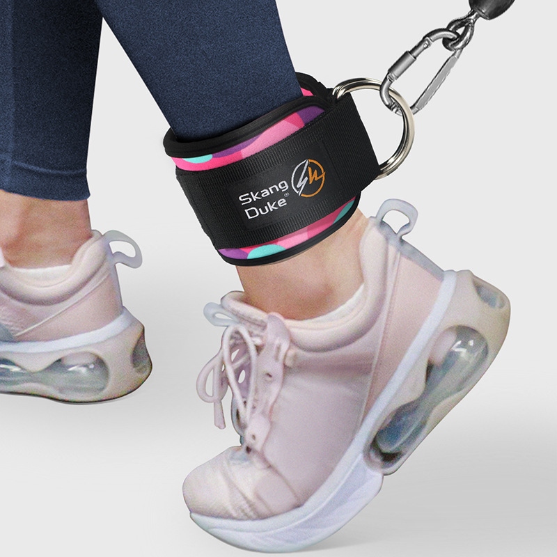 UCHWYTY NA KOSTKI DO WYCIĄGU DO TRENINGU NÓG 2 szt Kod producenta BLUMIX