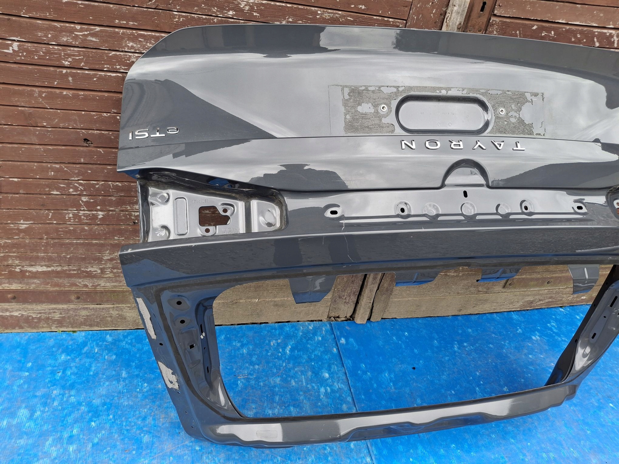 Heckklappe VW TAYRON 2024R->