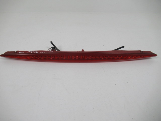 323823807 - CADILLAC BLS УНИВЕРСАЛ ТРЕТИЙ СТОП ХОРОШИЙ ОРГ.