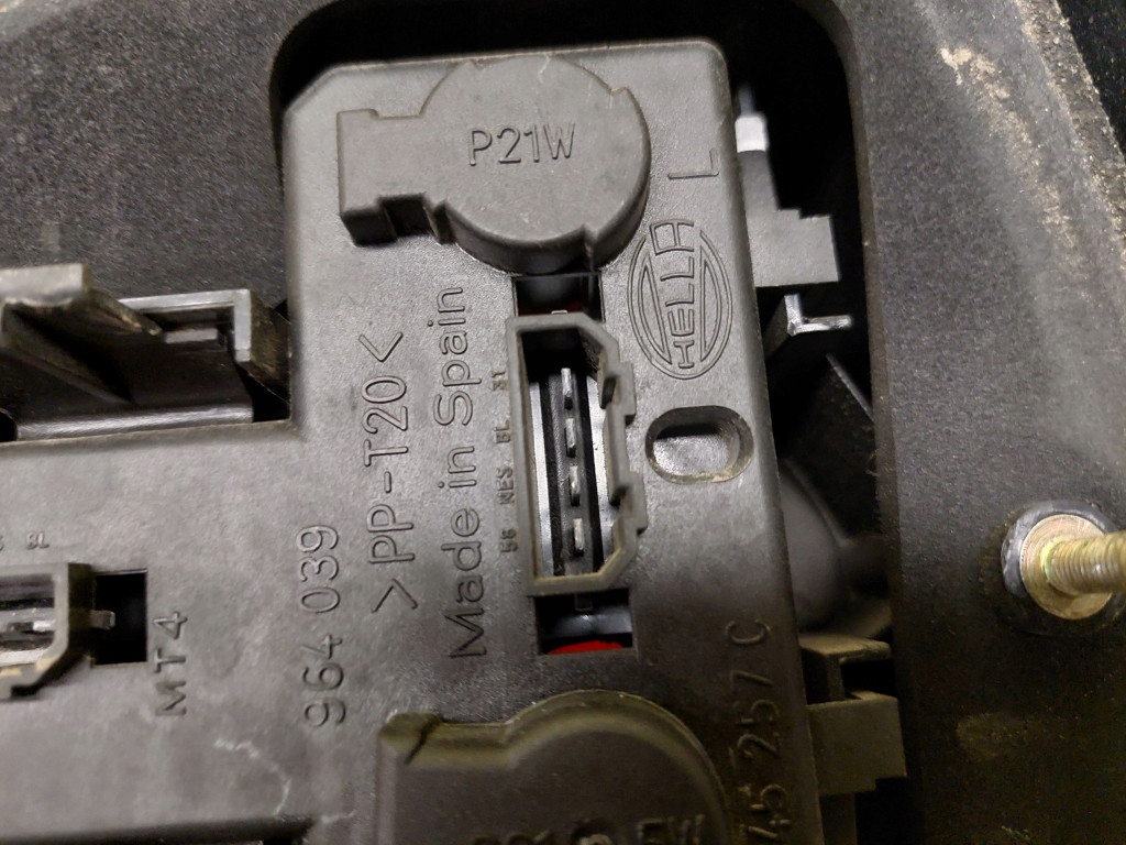 SEAT IBIZA II LIFT light left rear part