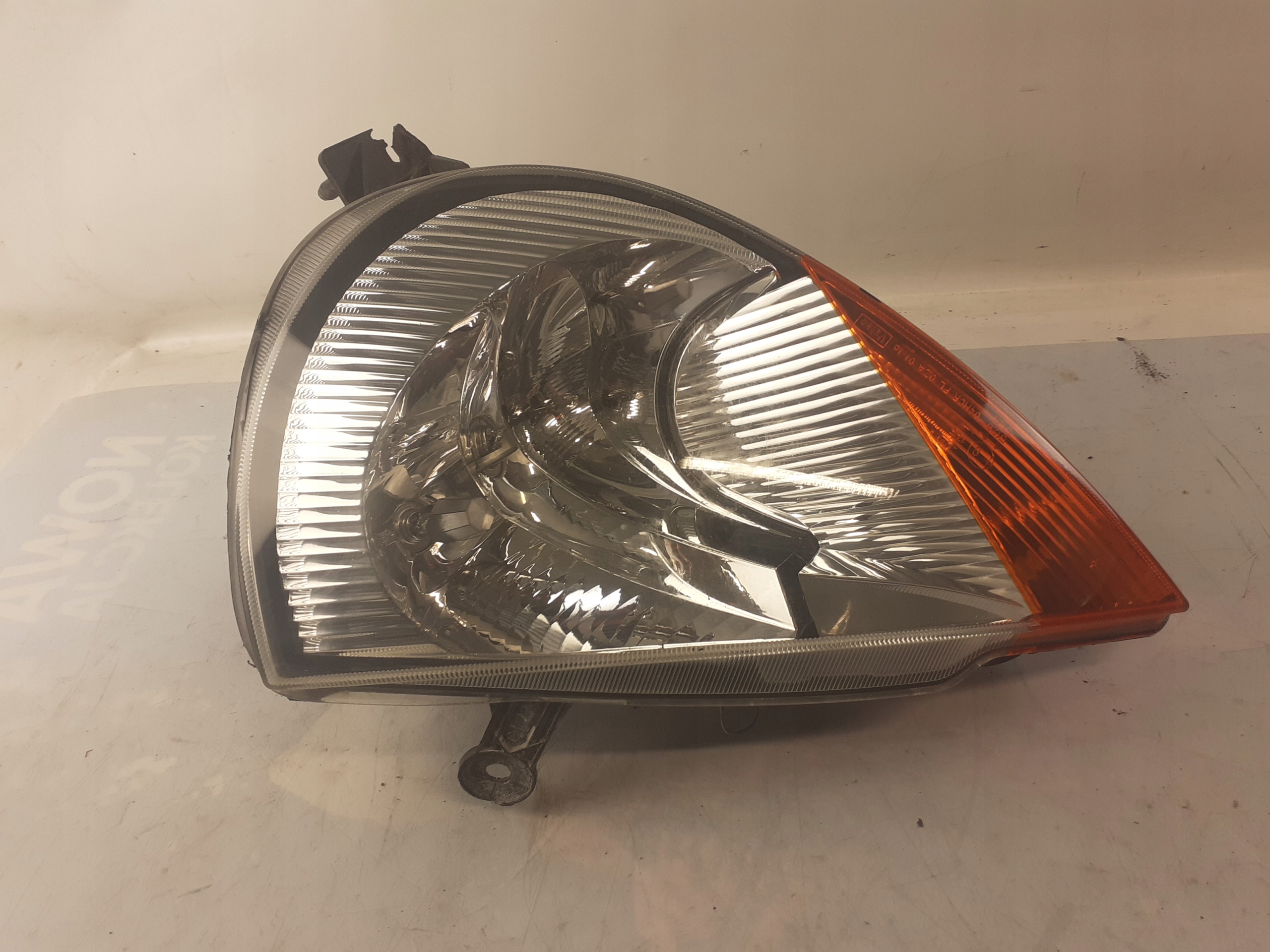 Ford Ka and light front left