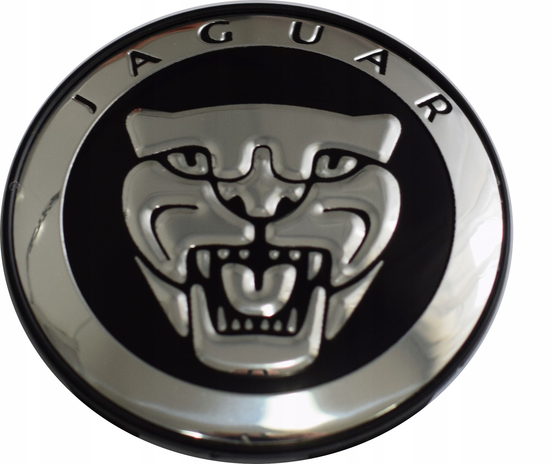 JAGUAR EMBLEMAT ZNACZEK NAKLEJKA 60mm ALUMINIOWA JAGUAL EMBLEMAT LOGO
