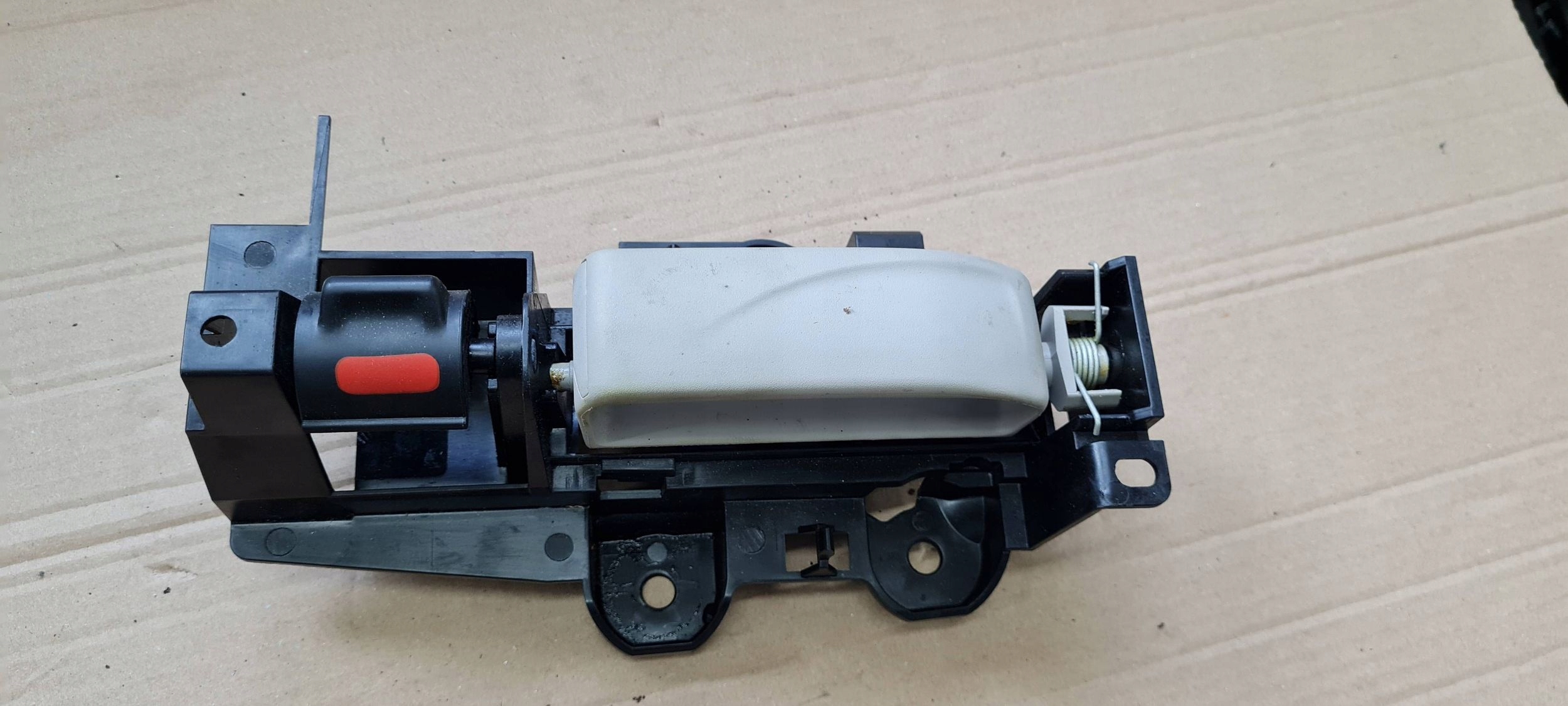 Chrysler Pacifica 2022 handle door PRZESUFNYCH left rear part 5RU79PD2AD