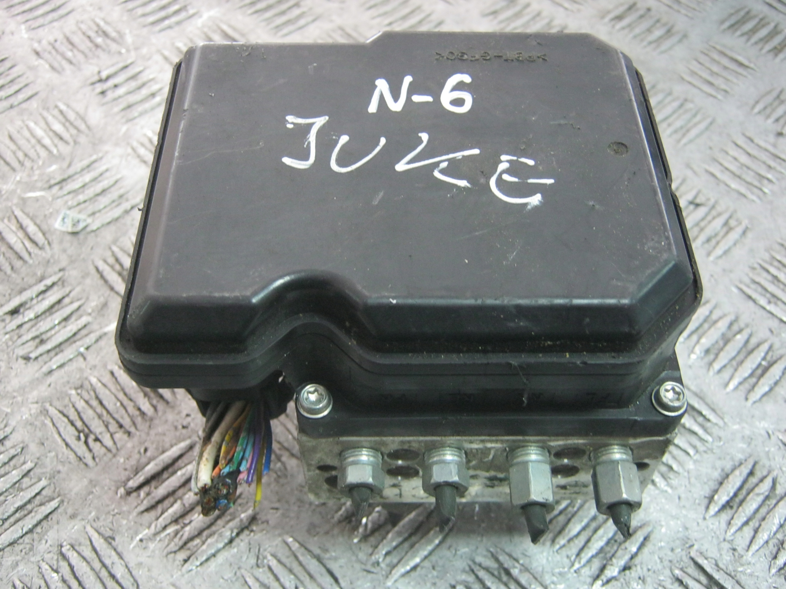 POMPA ABS 476603YV4A NISSAN JUKE