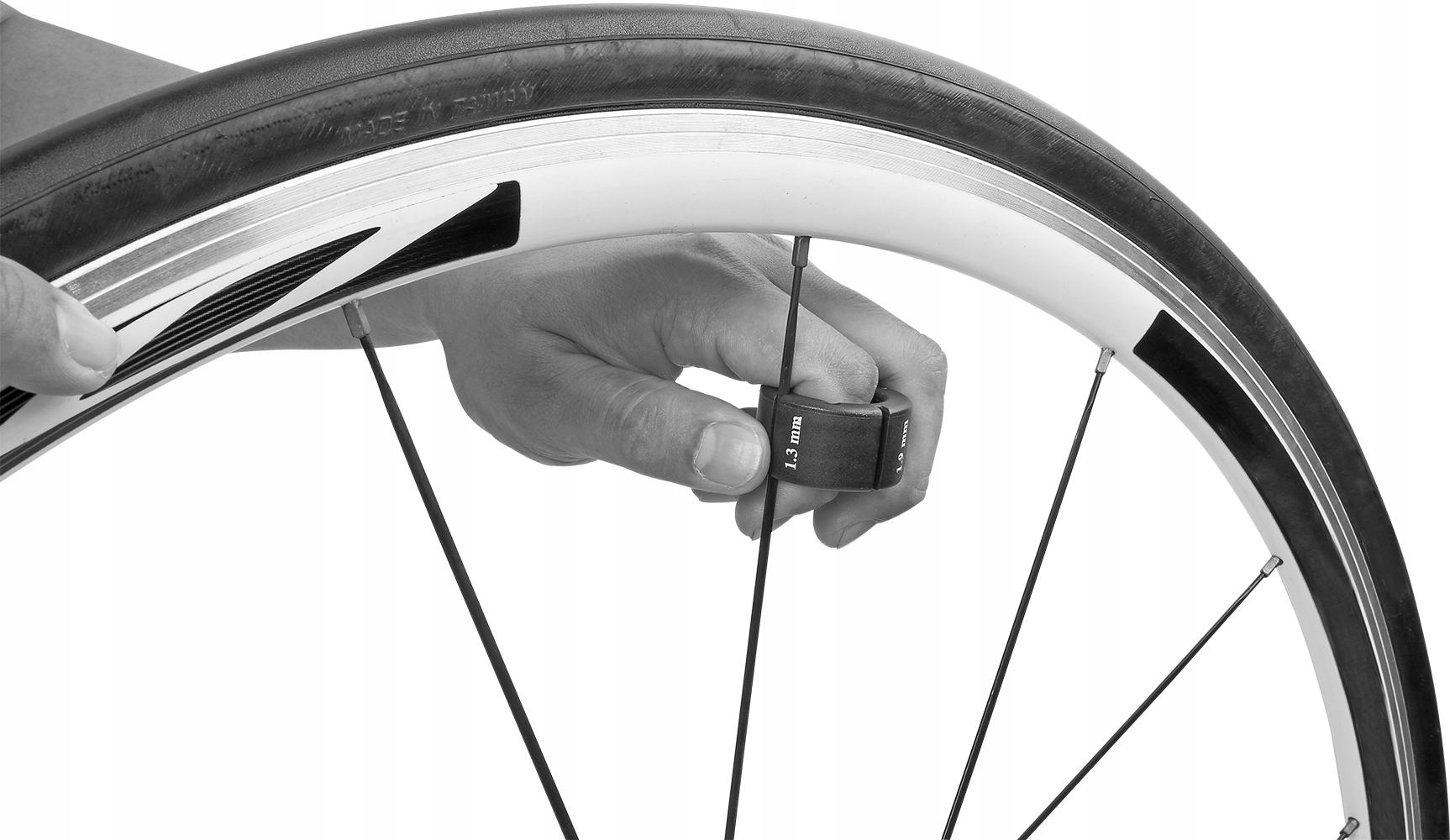 SUPER B TB-5501 KLUCZ DO SZPRYCH PŁASKICH AERO Model TB-5501