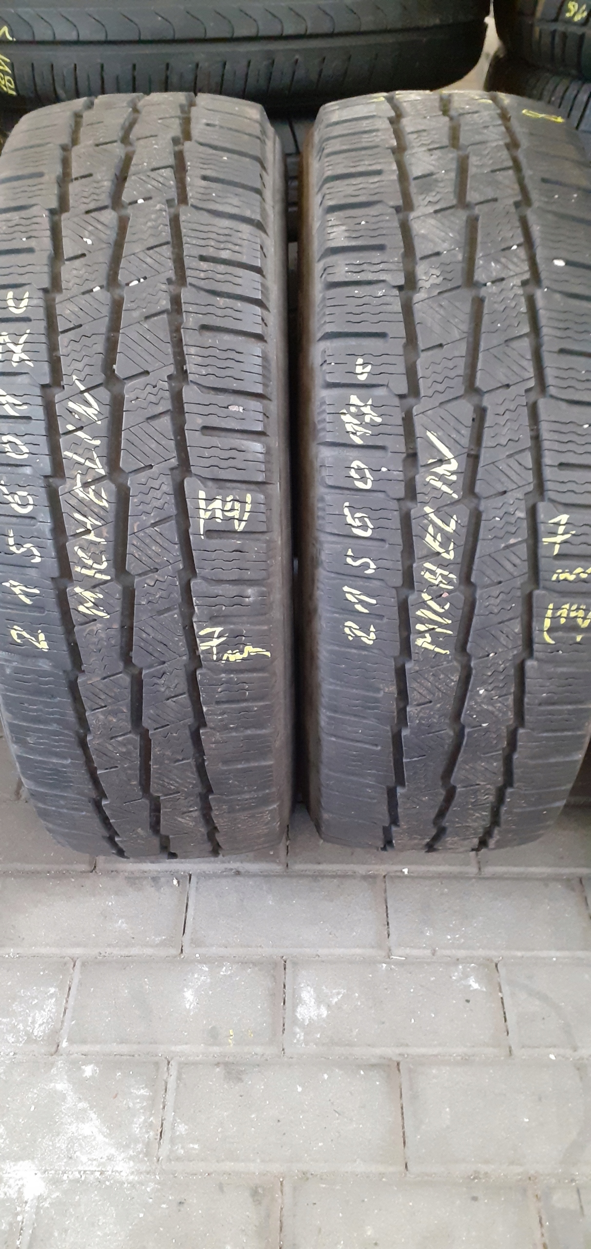Зимние шины MICHELIN Agilis Alpin 215 / 60R17c