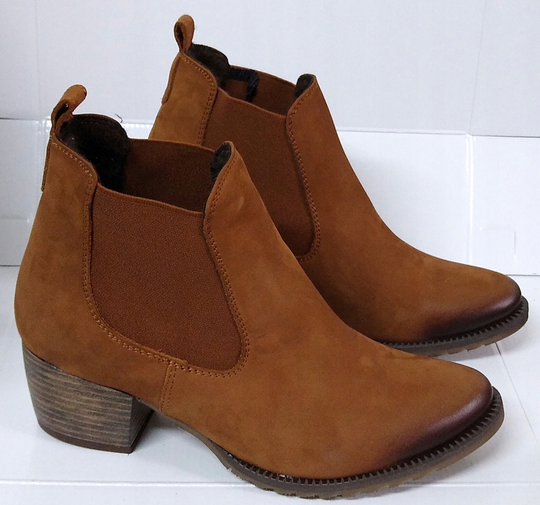 

Stylowe Sztyblety Kowbojki UNI-24 Skóra Nat roz 40