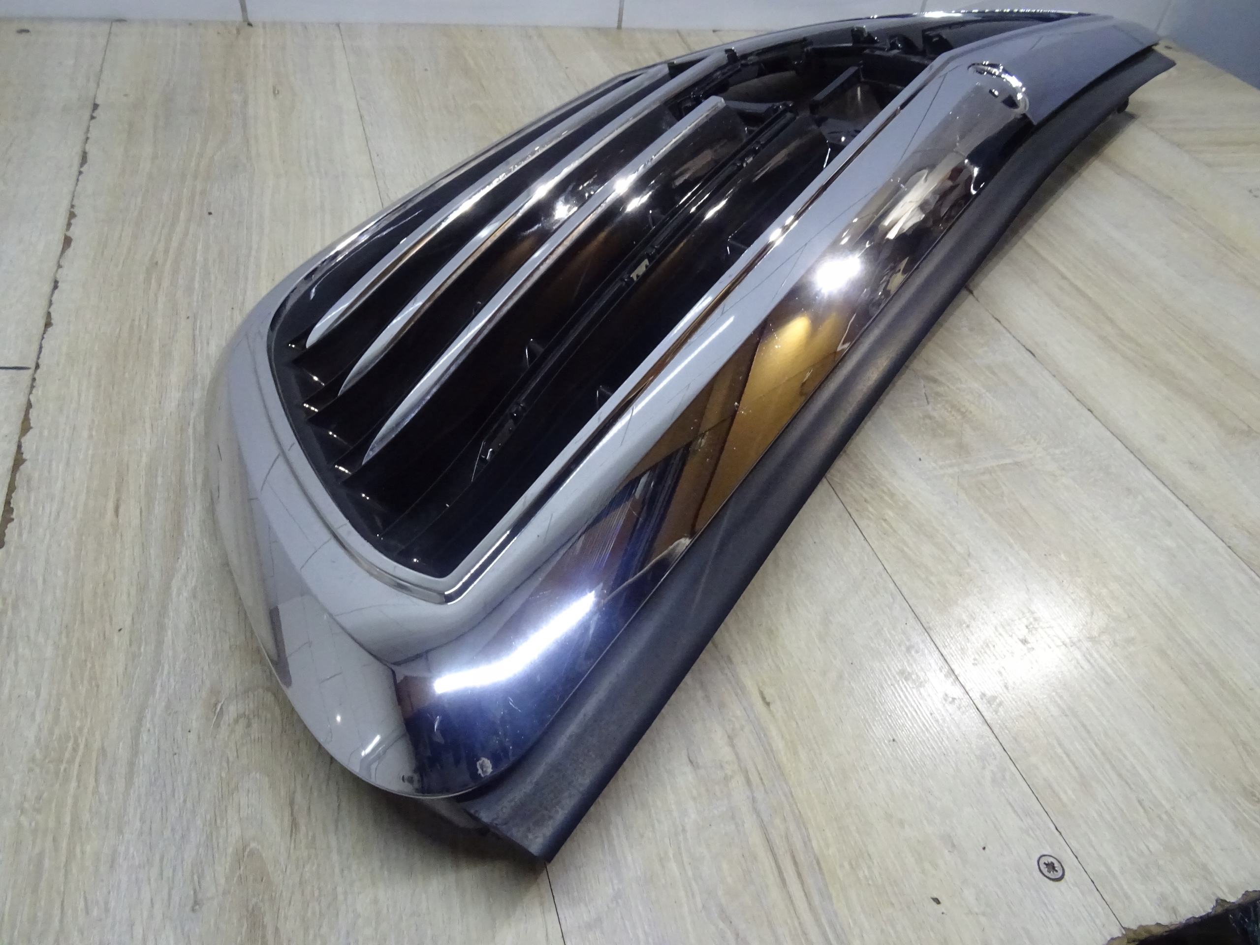 GRILL MERCEDES S-KLASA W222 a2228800983 Jakość części (zgodnie z GVO) Q - oryginał z logo producenta części (OEM, OES)