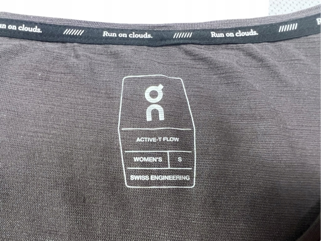 ON RUNNING ACTIVE-T FLOW KOSZULKA BLUZKA BIEGANIE Marka On Running