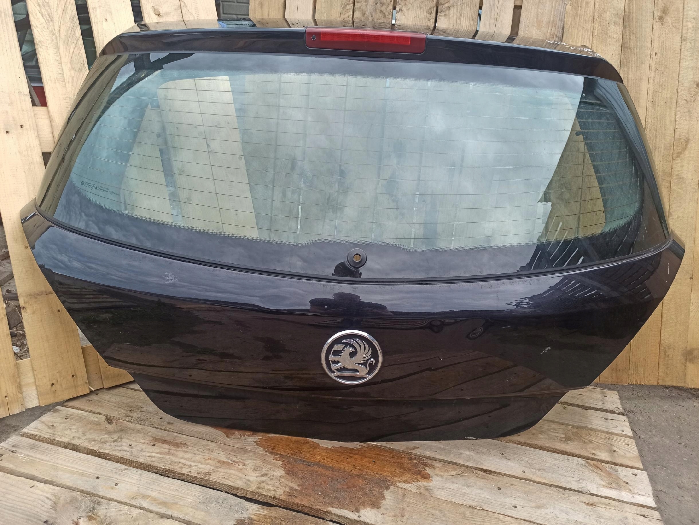 boot door OPEL ASTRA H Z20R
