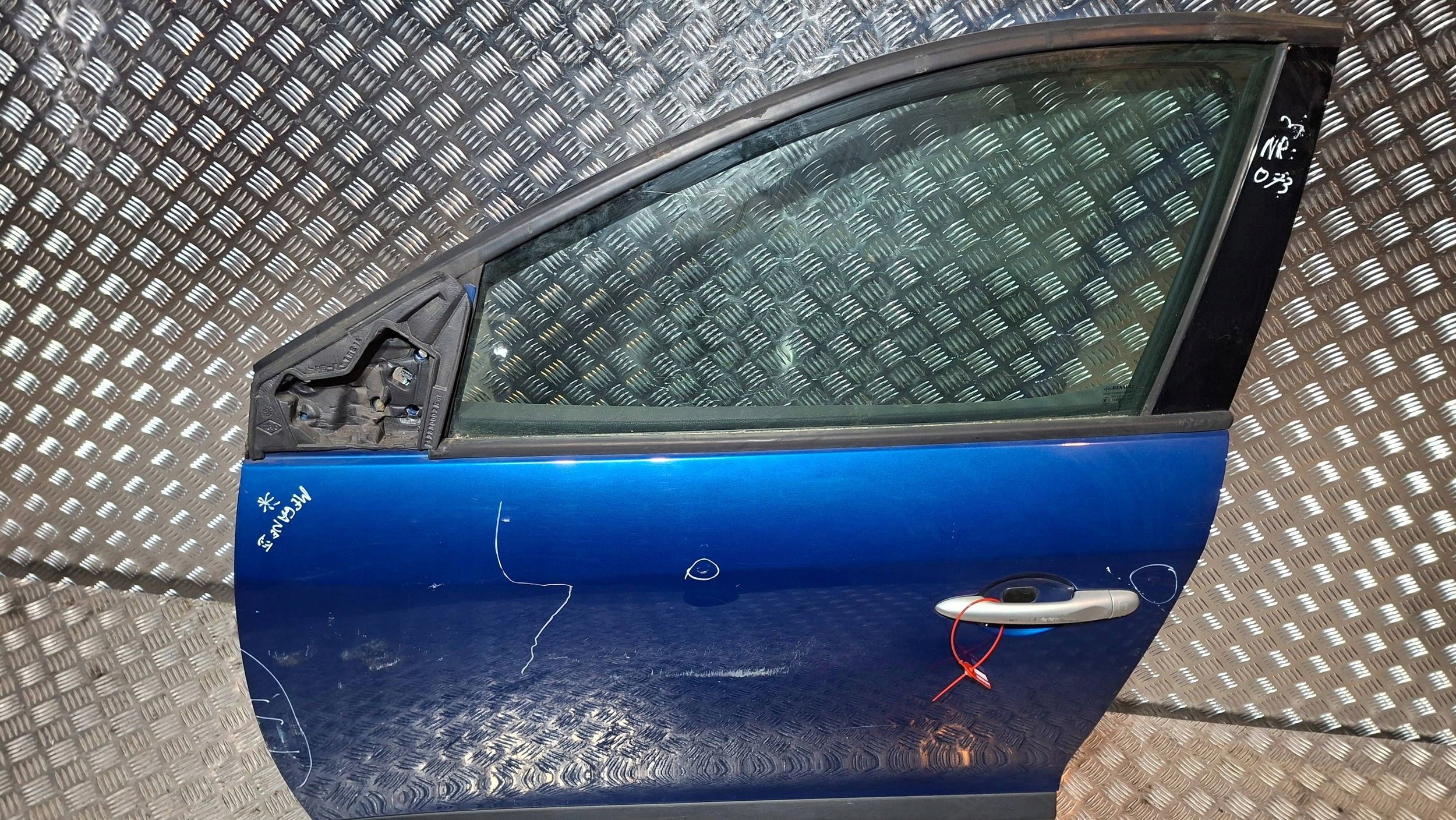 door front left RENAULT MEGANE III 2009